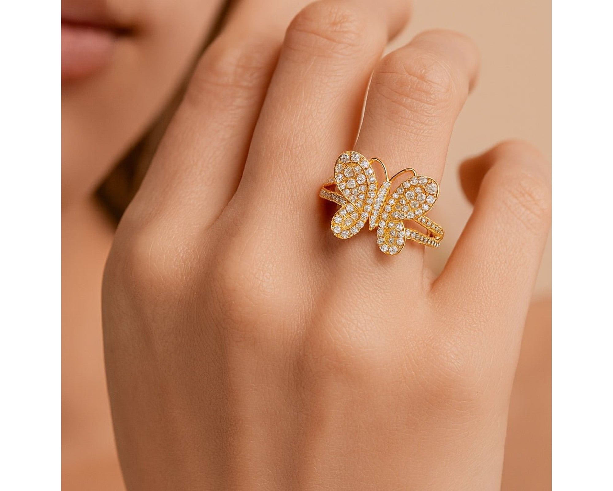 10k Gold Butterfly-Shape Ring with Round Diamonds 0.80ct – view 2