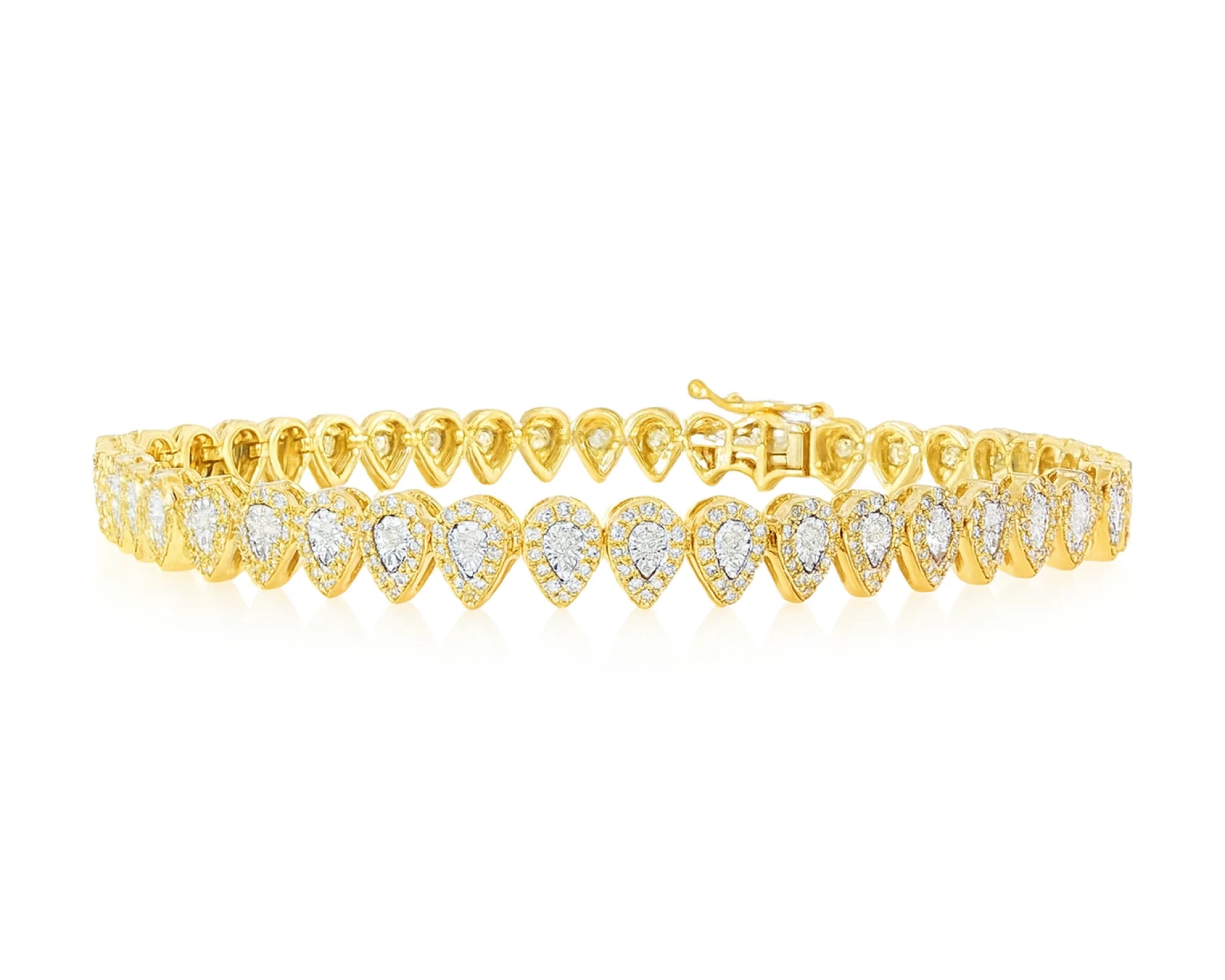 10k Gold Diamond Bracelet with Pear-Shaped Cluster Design 1.60ct – lifestyle 4041