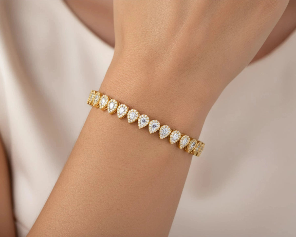 10k Gold Diamond Bracelet with Pear-Shaped Cluster Design 1.60ct – lifestyle 4045