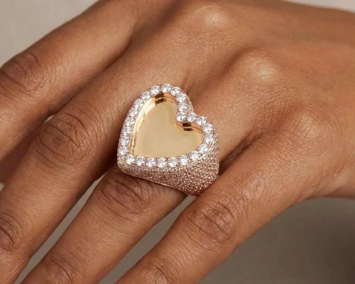 10k Gold Heart Memory Photo Ring with Round Diamonds 4.3 ct – view 2