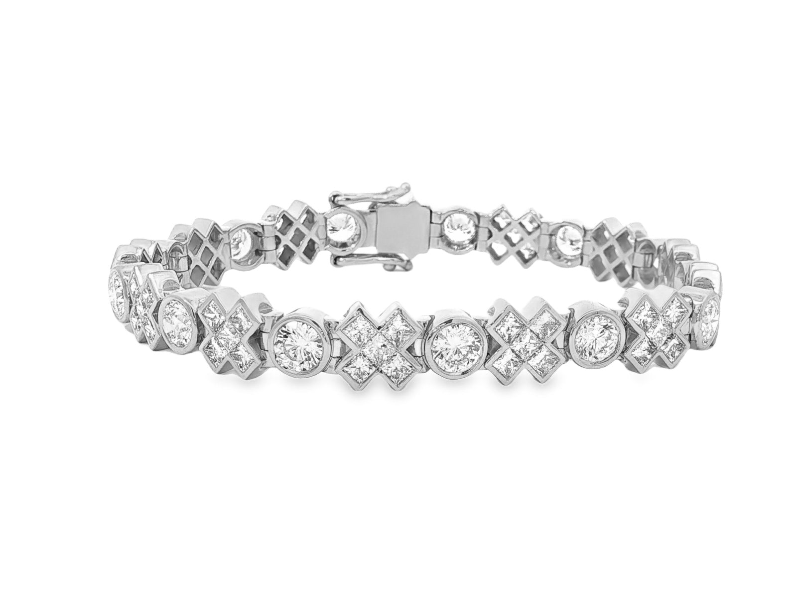 10k Gold Diamond Bracelet with Round & Princess-Cut Link Design 12.1 CT