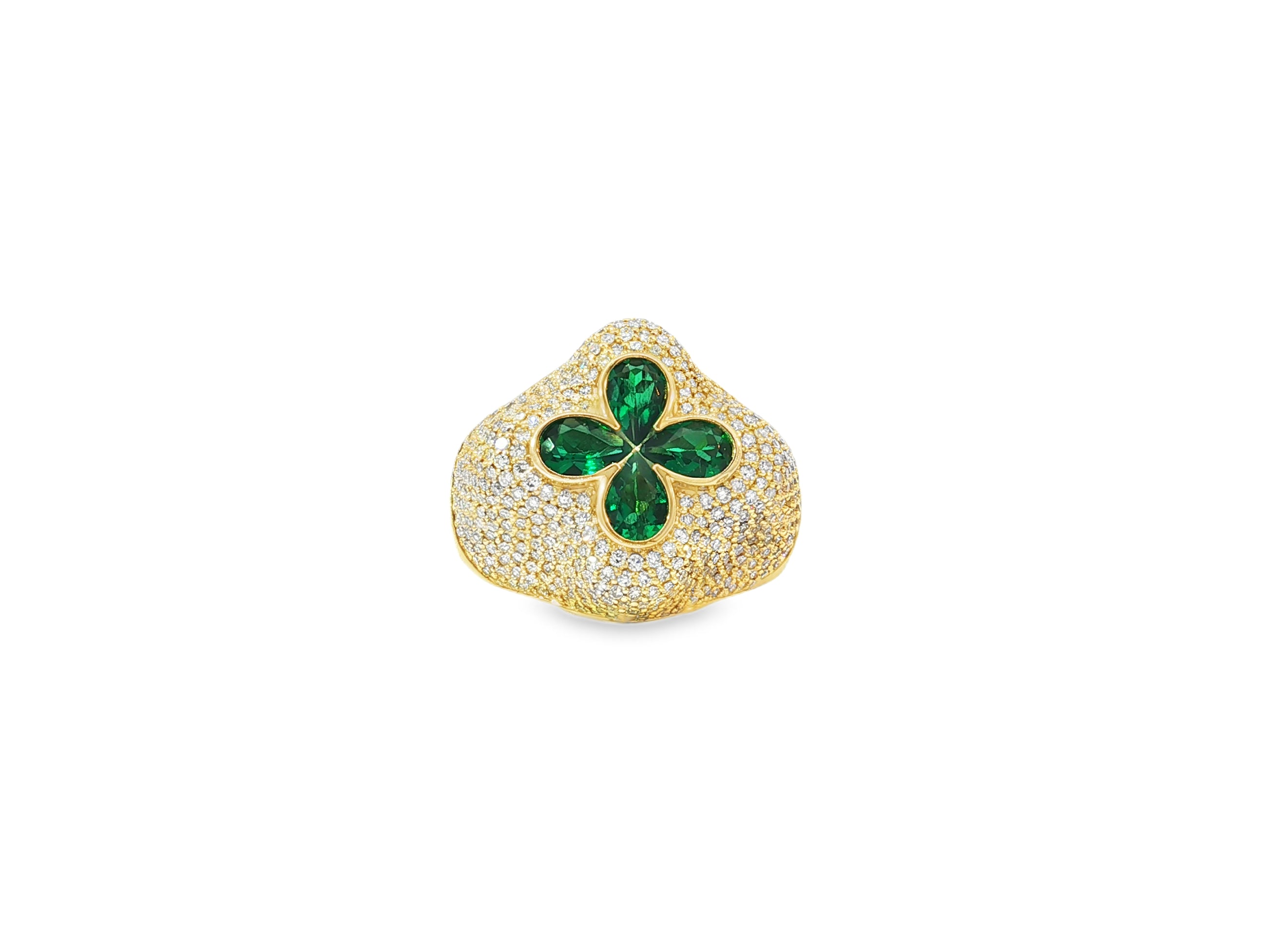 10k Gold Diamond Clover Ring with Pavé Design 2.15 CT