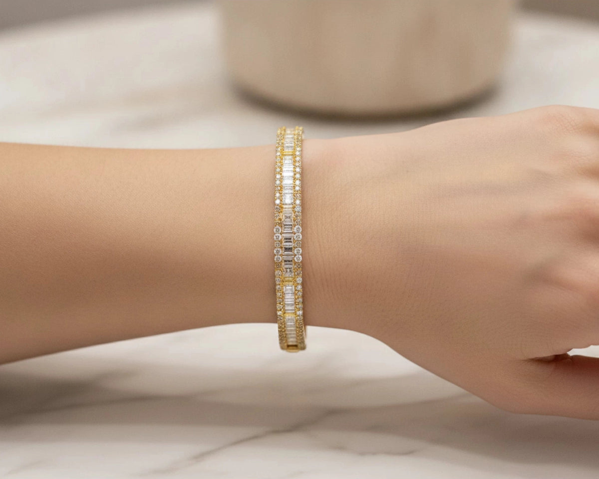 14k Gold Diamond Bracelet with Emerald-Cut & Round Design 3ct – lifestyle 4711