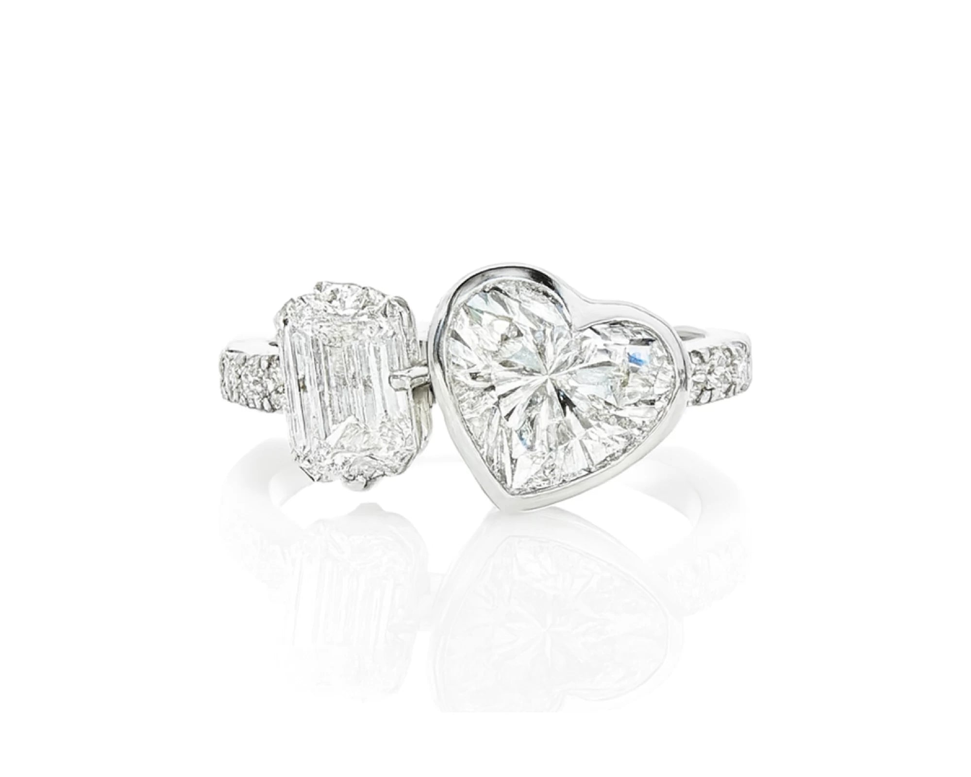 14k Gold Diamond Ring with Heart-Shaped & Emerald-Cut 3.0ct – lifestyle 1824