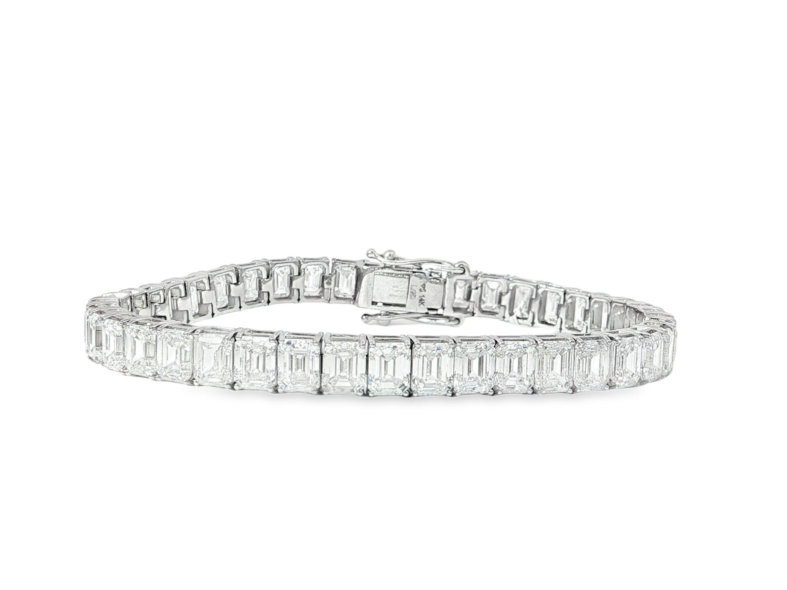 14k Gold Diamond Tennis Bracelet with Emerald - Cut Design 23.32ct - AVI THE JEWELER