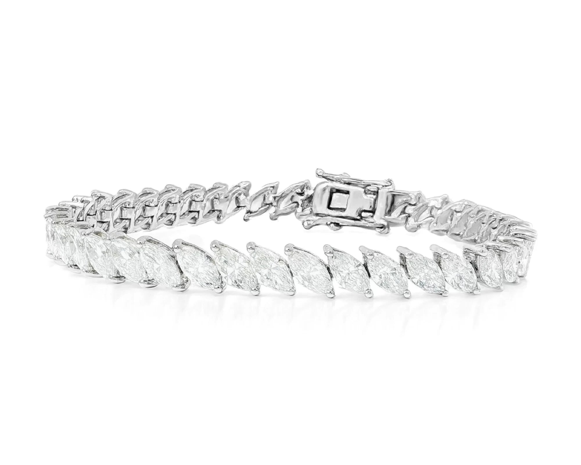 14k Gold Diamond Tennis Bracelet with Marquise-Cut Design 13.35ct – lifestyle 4471