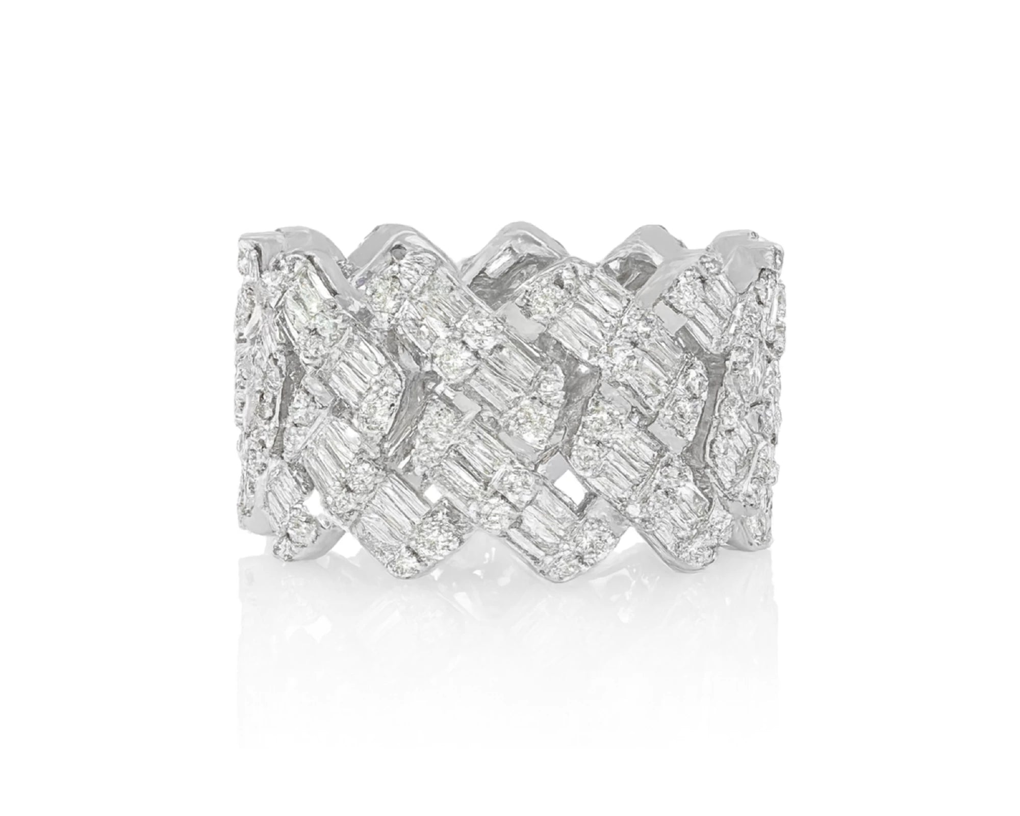14k Gold Full Eternity Cuban Link with Baguette and Round Diamonds 3.75ct – lifestyle 1473