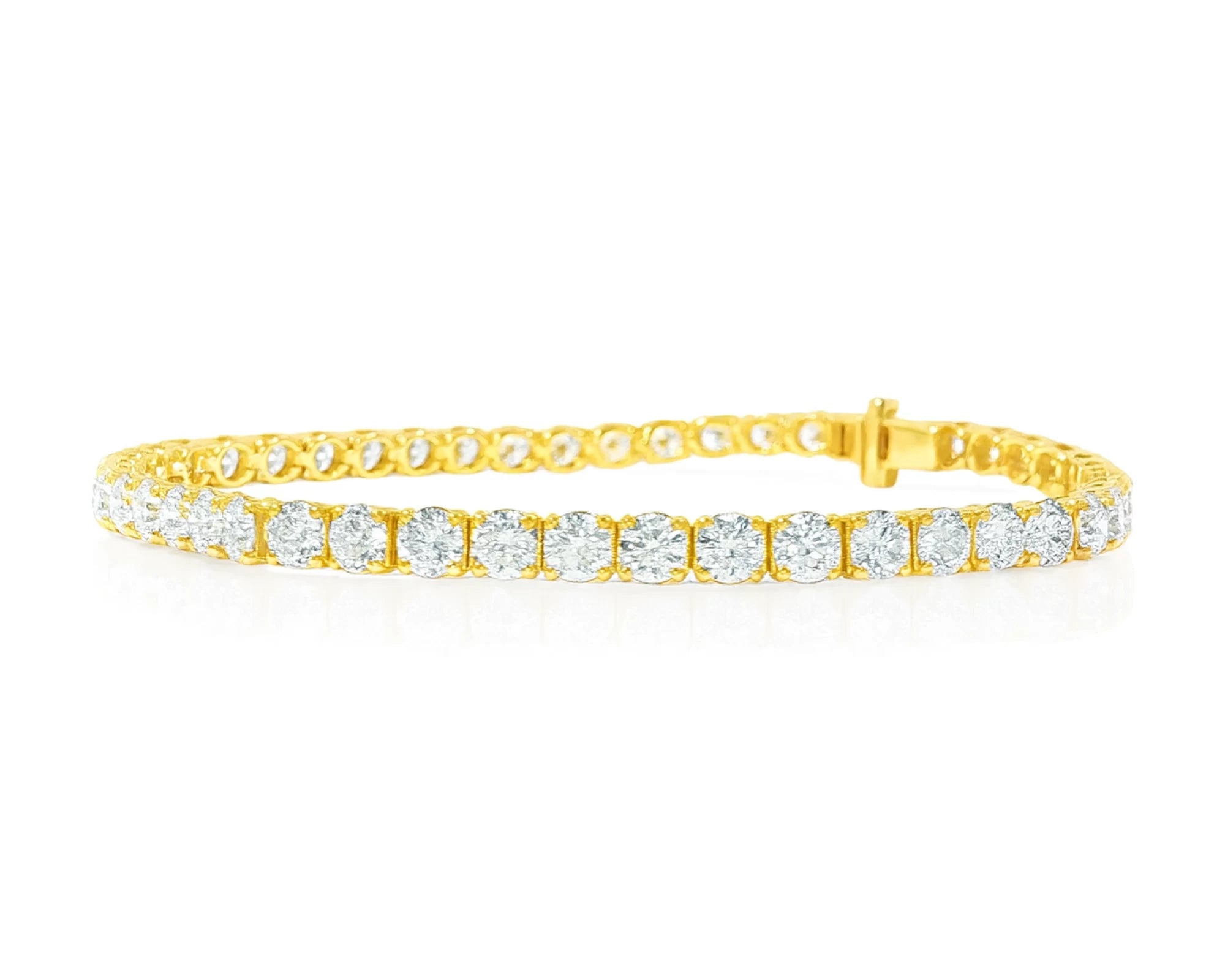 14k Gold Lab-Grown Diamond Tennis Bracelet with Round-Cut Classic Design 6.67ct – lifestyle 4537