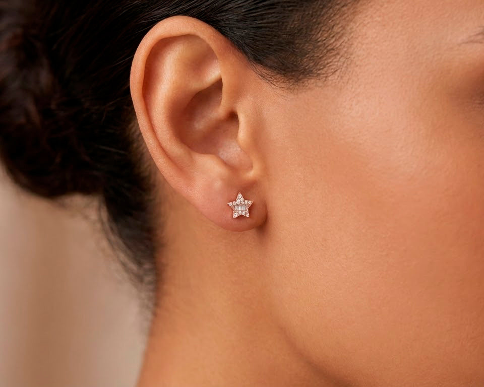 10K Gold Star Stud Earrings with Baguette Accents 0.40 CT