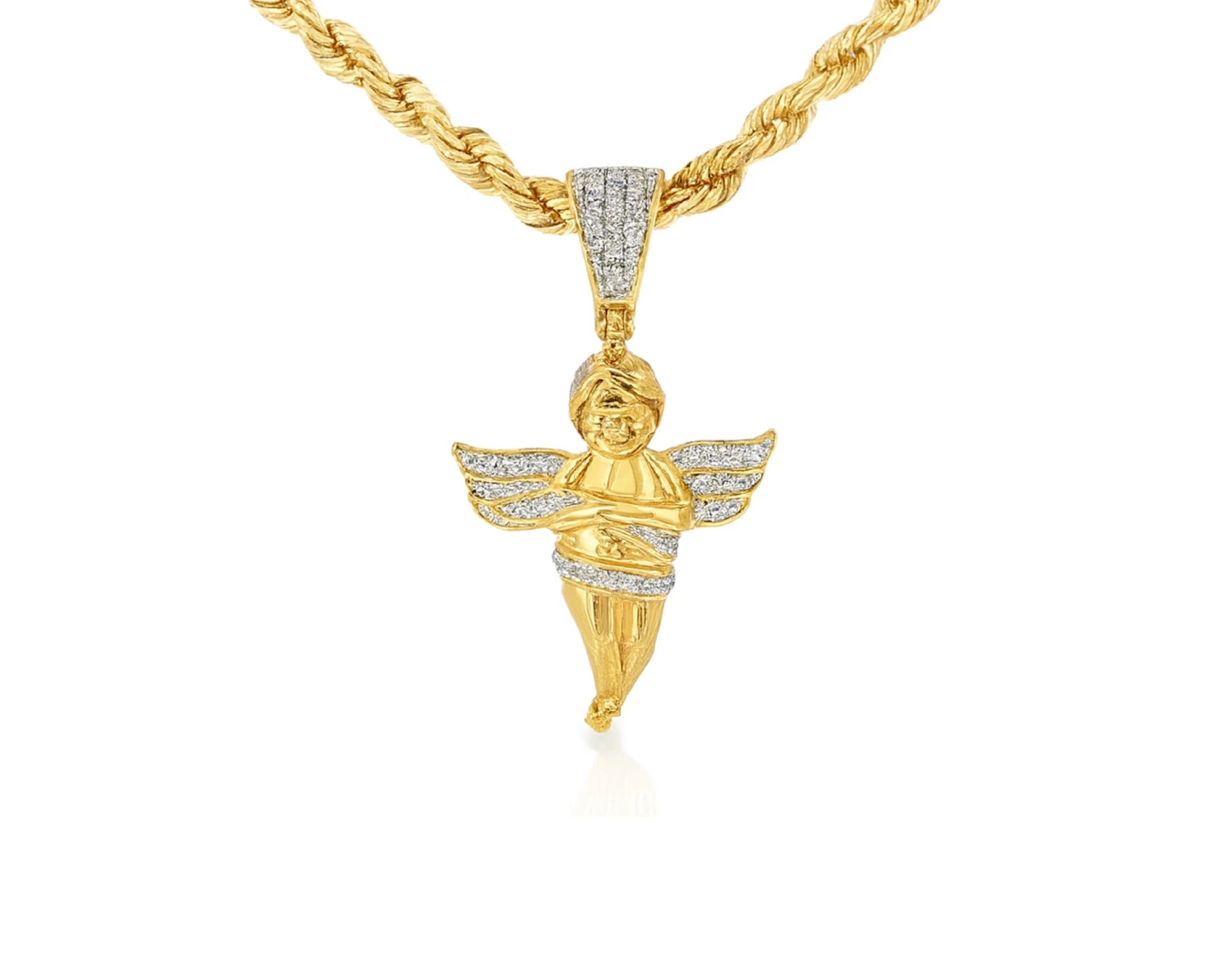 10k Gold Diamond Angel Pendant with Round Brilliant Design 0.18ct – lifestyle 1693