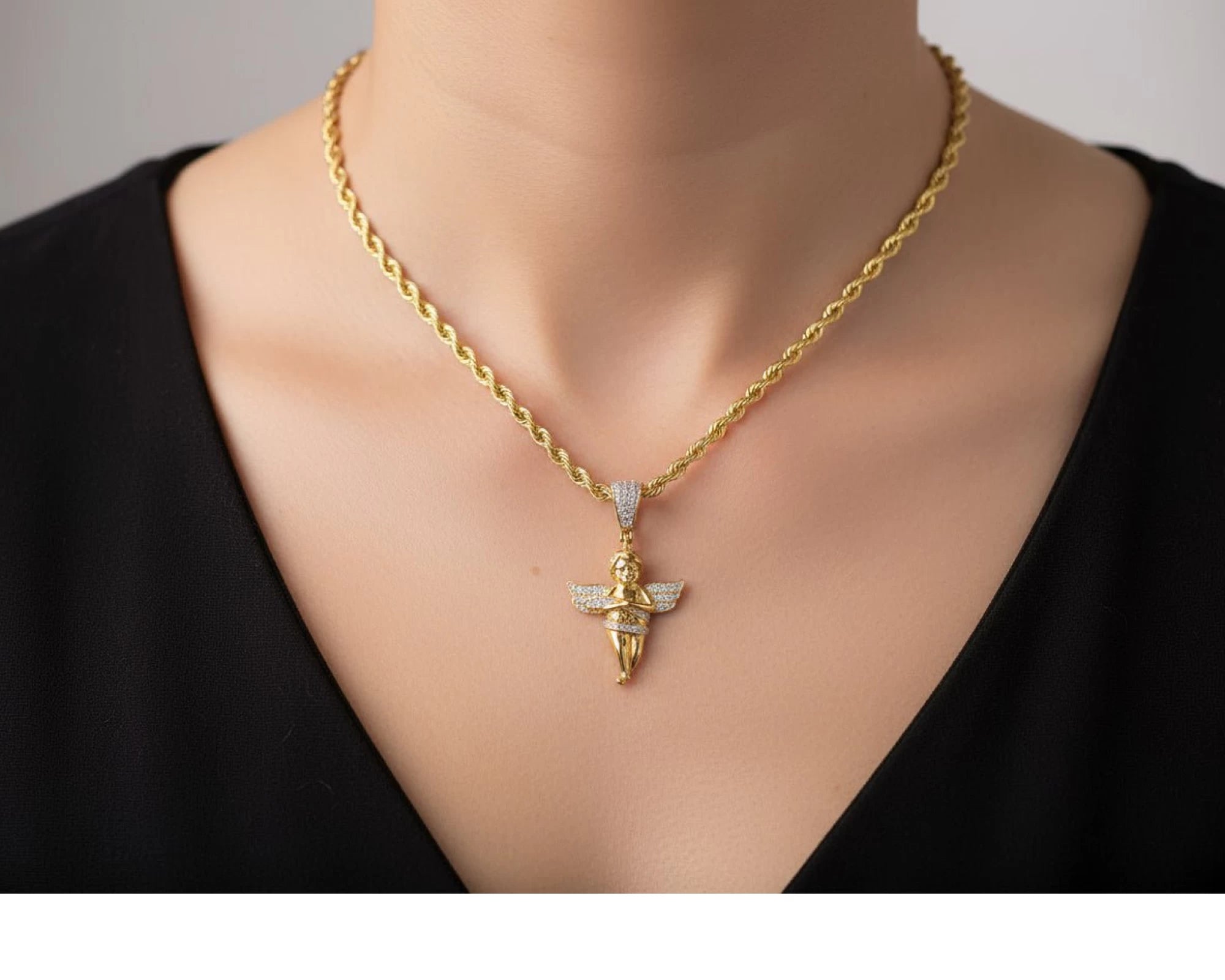 10k Gold Diamond Angel Pendant with Round Brilliant Design 0.18ct – view 2