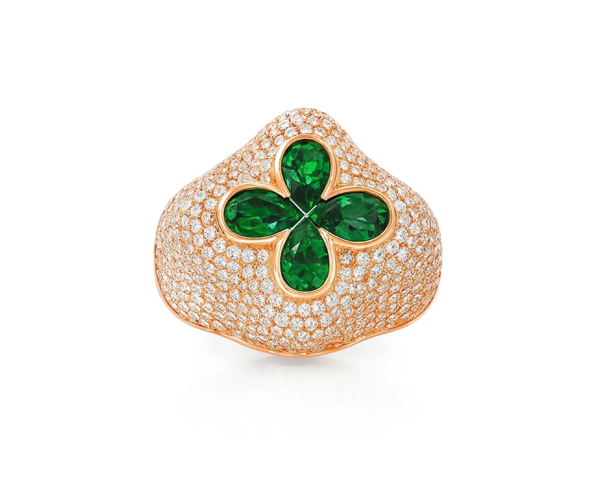 10k Gold Diamond Clover Ring with Pavé Design 2.15 CT – lifestyle 2746