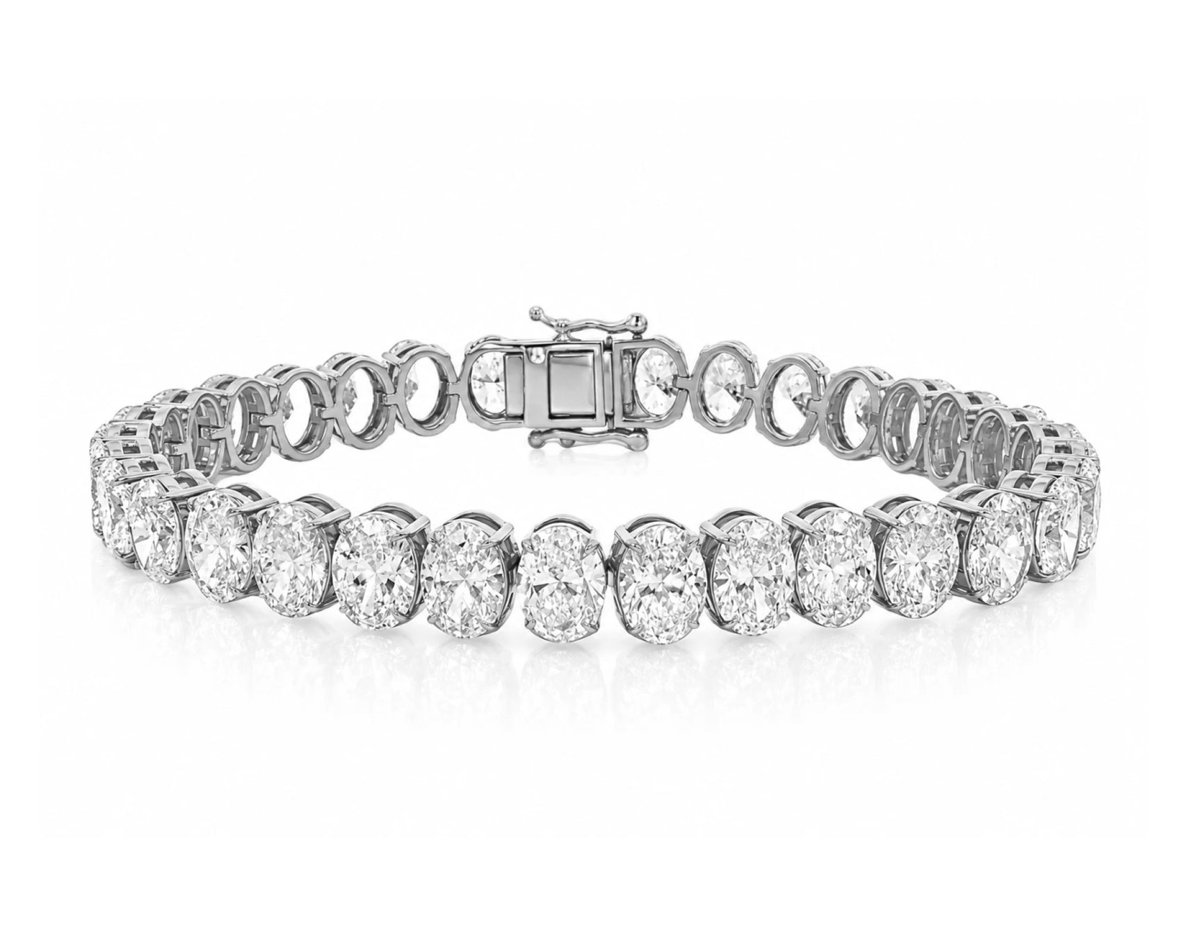 10K Gold Lab Diamond Oval Link Bracelet Elegant Design 29.27 CT