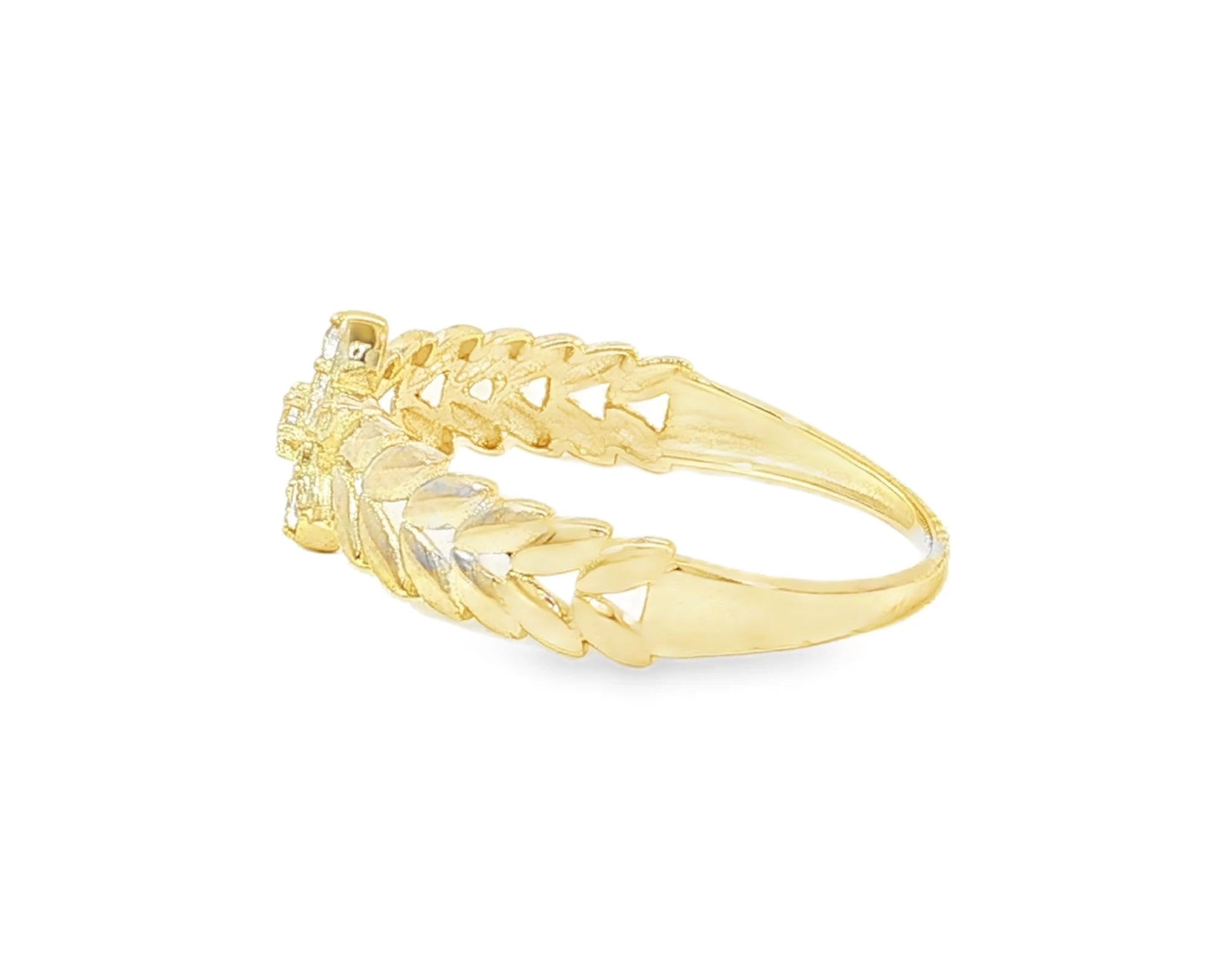 10K Gold Leaf Band Ring with Pavé Cubic Zirconia Floral Center – lifestyle 2945