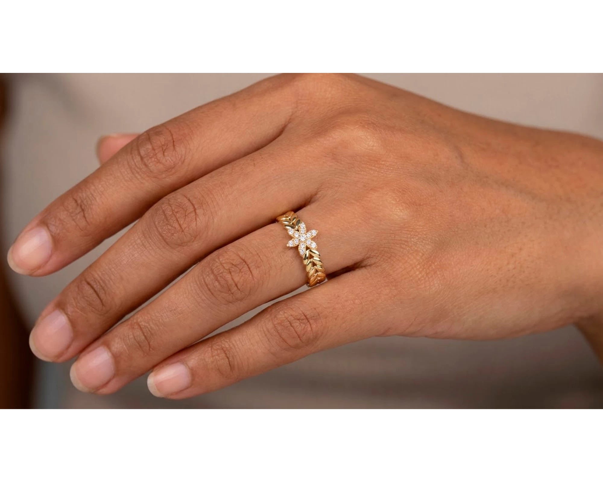 10K Gold Leaf Band Ring with Pavé Cubic Zirconia Floral Center – view 2