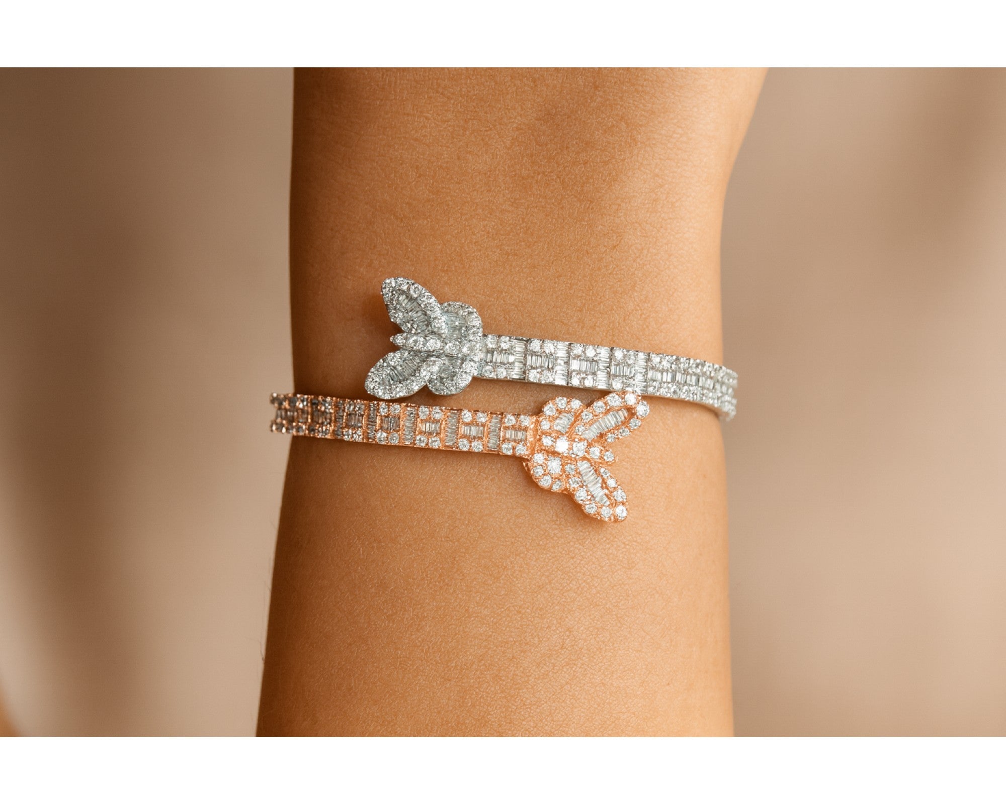 10K Gold Natural Diamond Butterfly Bangle Elegant Design 4.00 CT – lifestyle 90