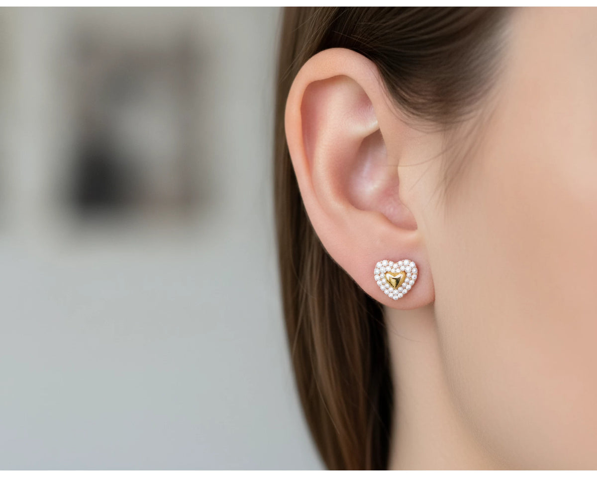 10K Gold Natural Diamond Heart Stud Earrings 0.19 CT – lifestyle 4940