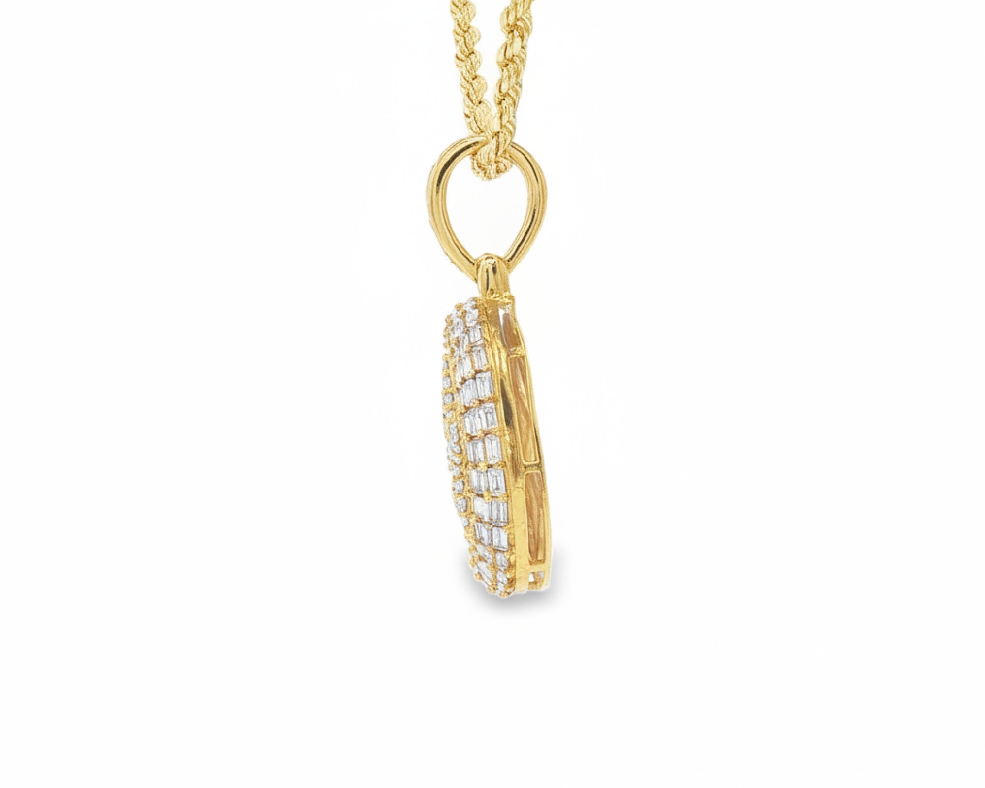 10K Gold Natural Diamond Star Pendant 1.90 CT – lifestyle 109