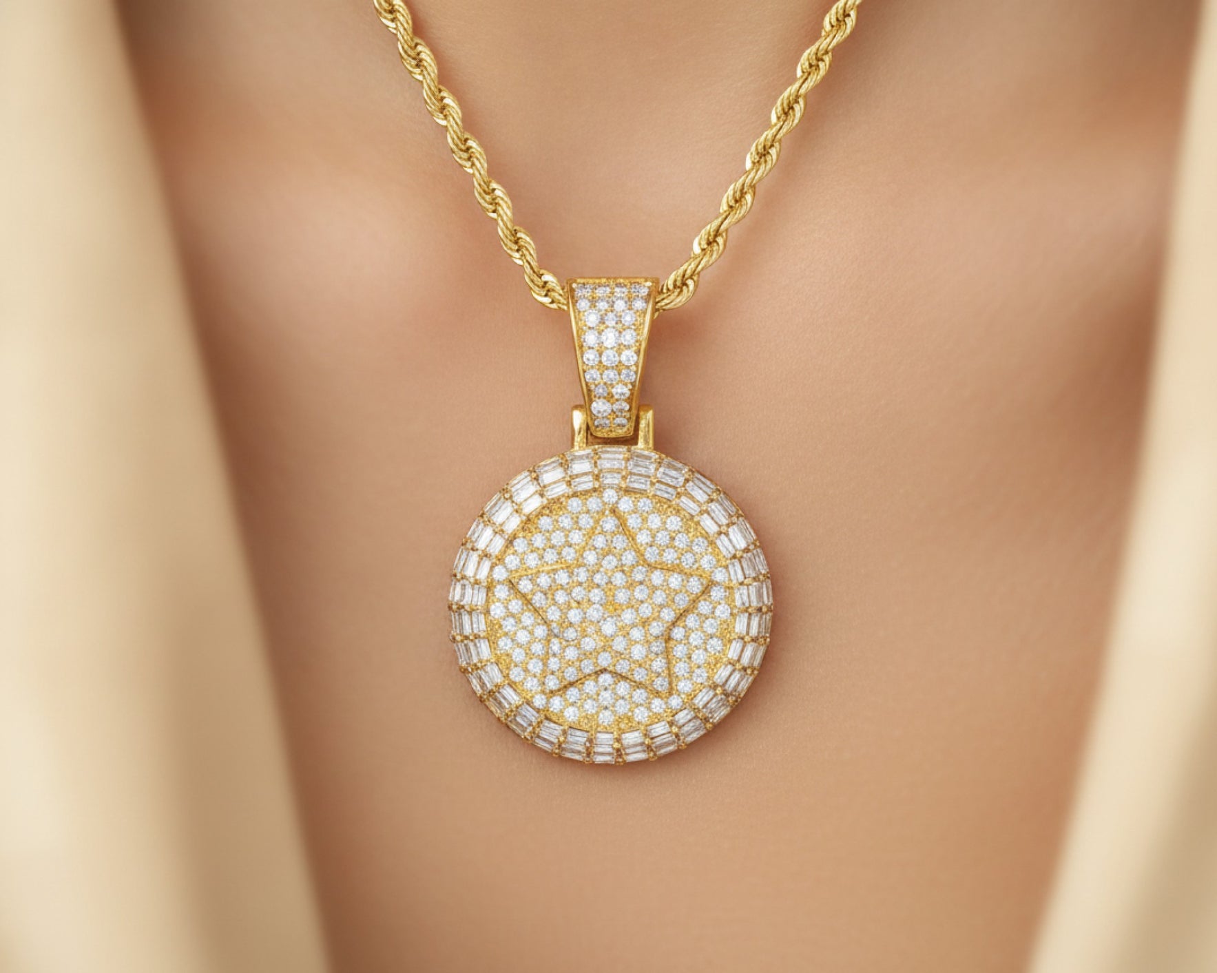 10K Gold Natural Diamond Star Pendant 1.90 CT – lifestyle 114
