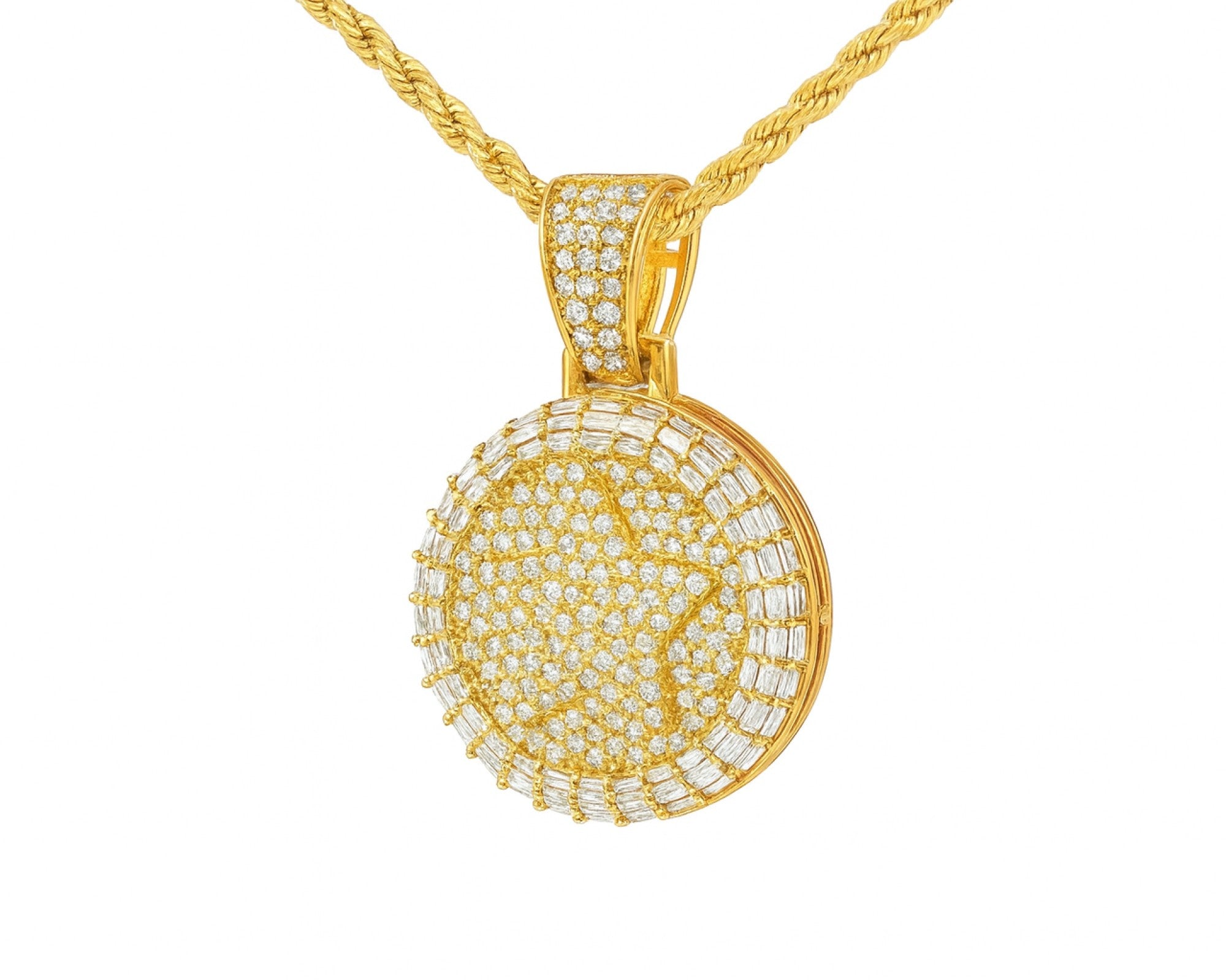 10K Gold Natural Diamond Star Pendant 1.90 CT – lifestyle 51
