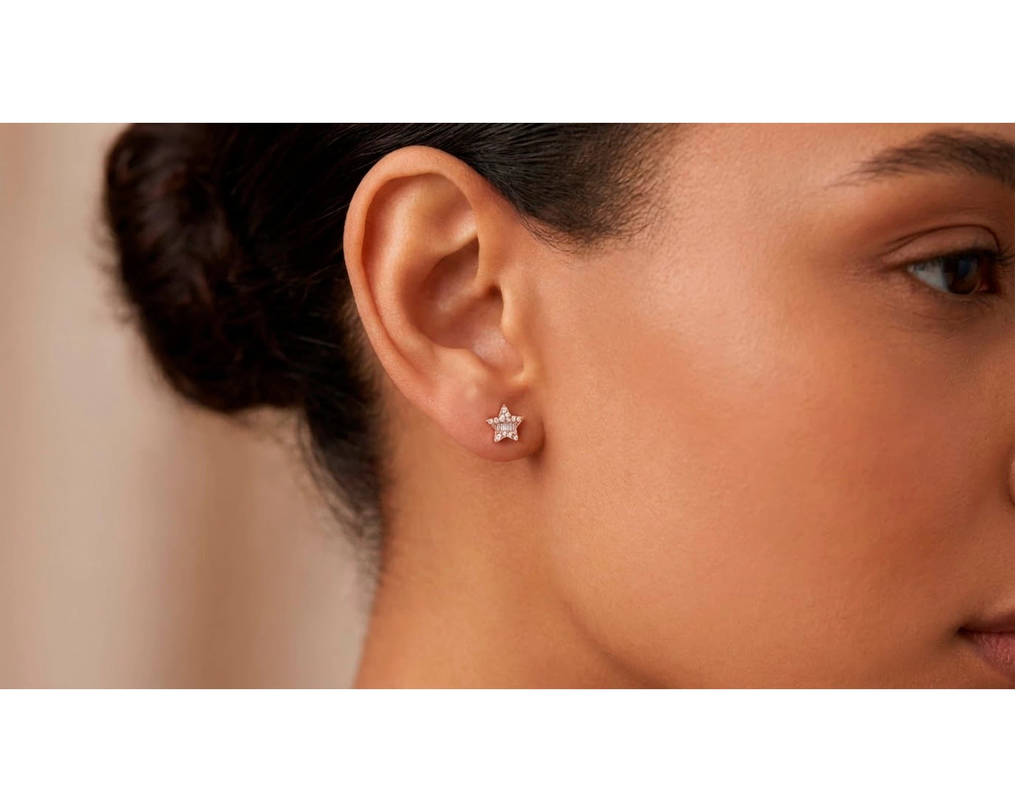 10K Gold Star Stud Earrings with Baguette Accents 0.40 CT – view 2