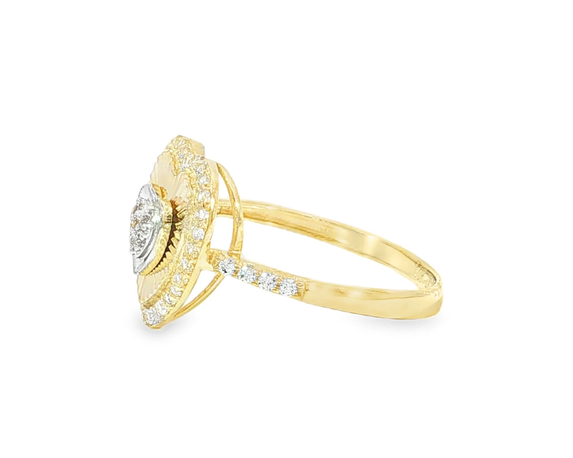 10K Gold Sunburst Heart Halo Cubic Zirconia Ring – lifestyle 2934