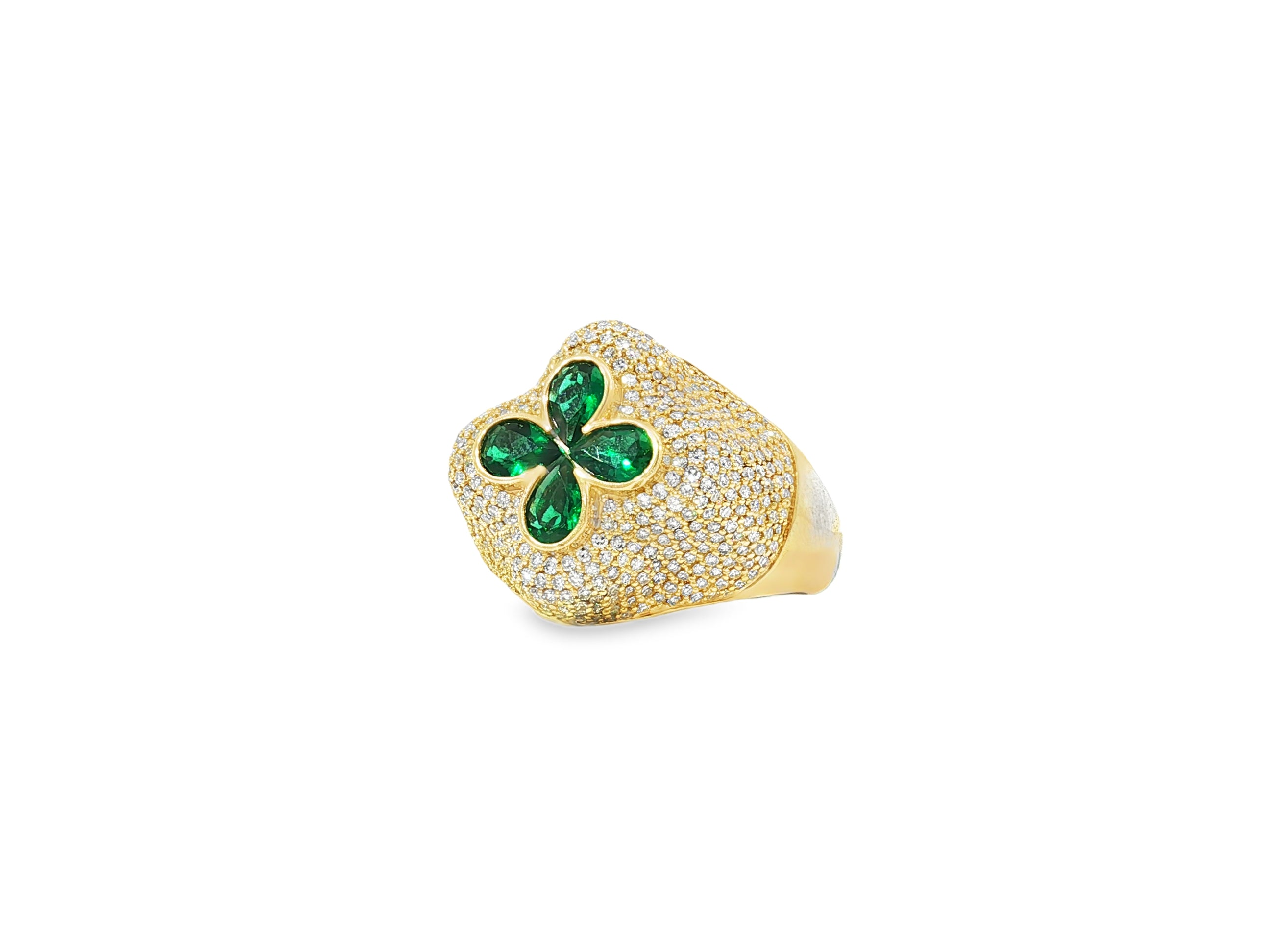 10k Gold Diamond Clover Ring with Pavé Design 2.15 CT