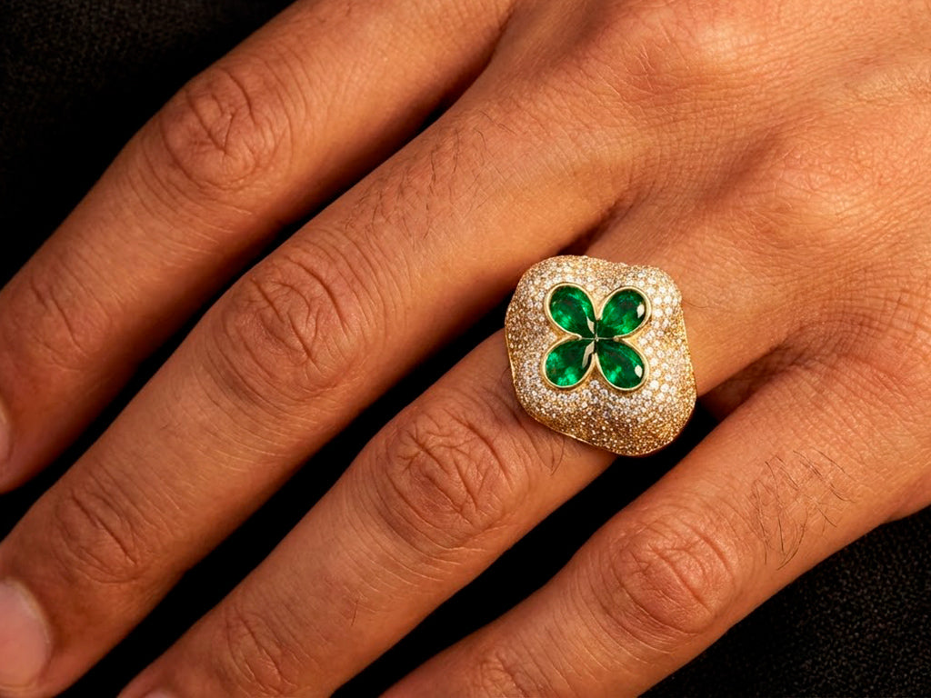 10k Gold Diamond Clover Ring with Pavé Design 2.15 CT