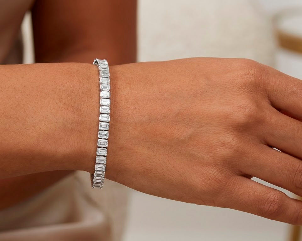 14K Gold Diamond Tennis Bracelet with Emerald-Cut Design 6.04ct
