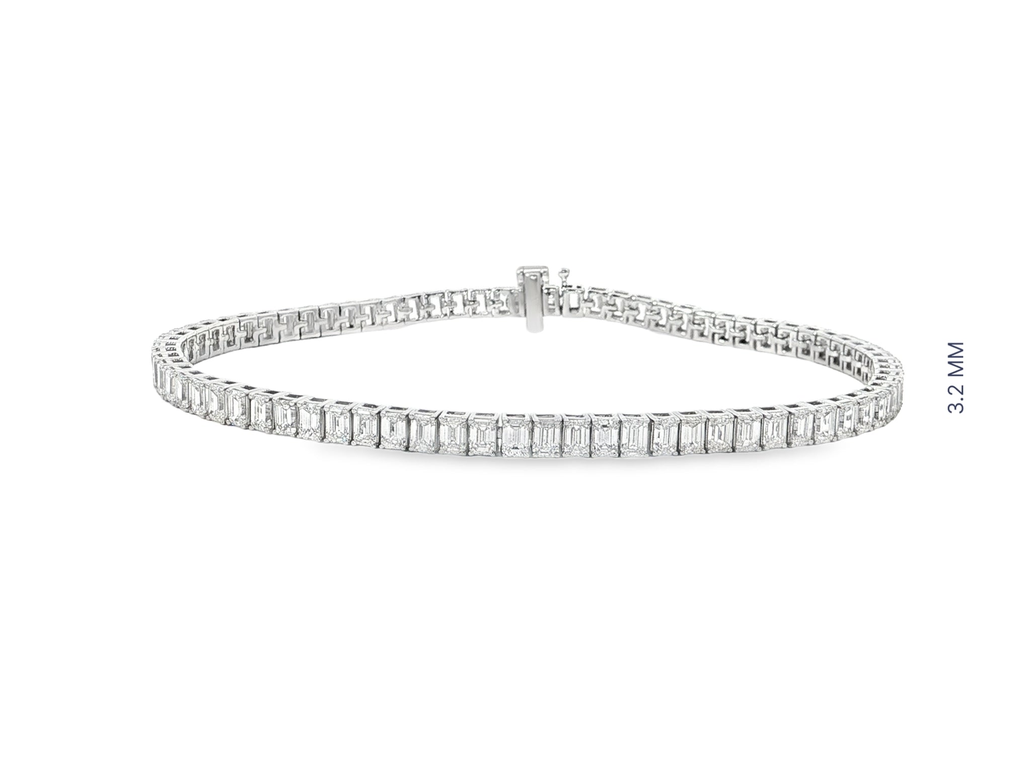 14K Gold Diamond Tennis Bracelet with Emerald-Cut Design 6.04ct