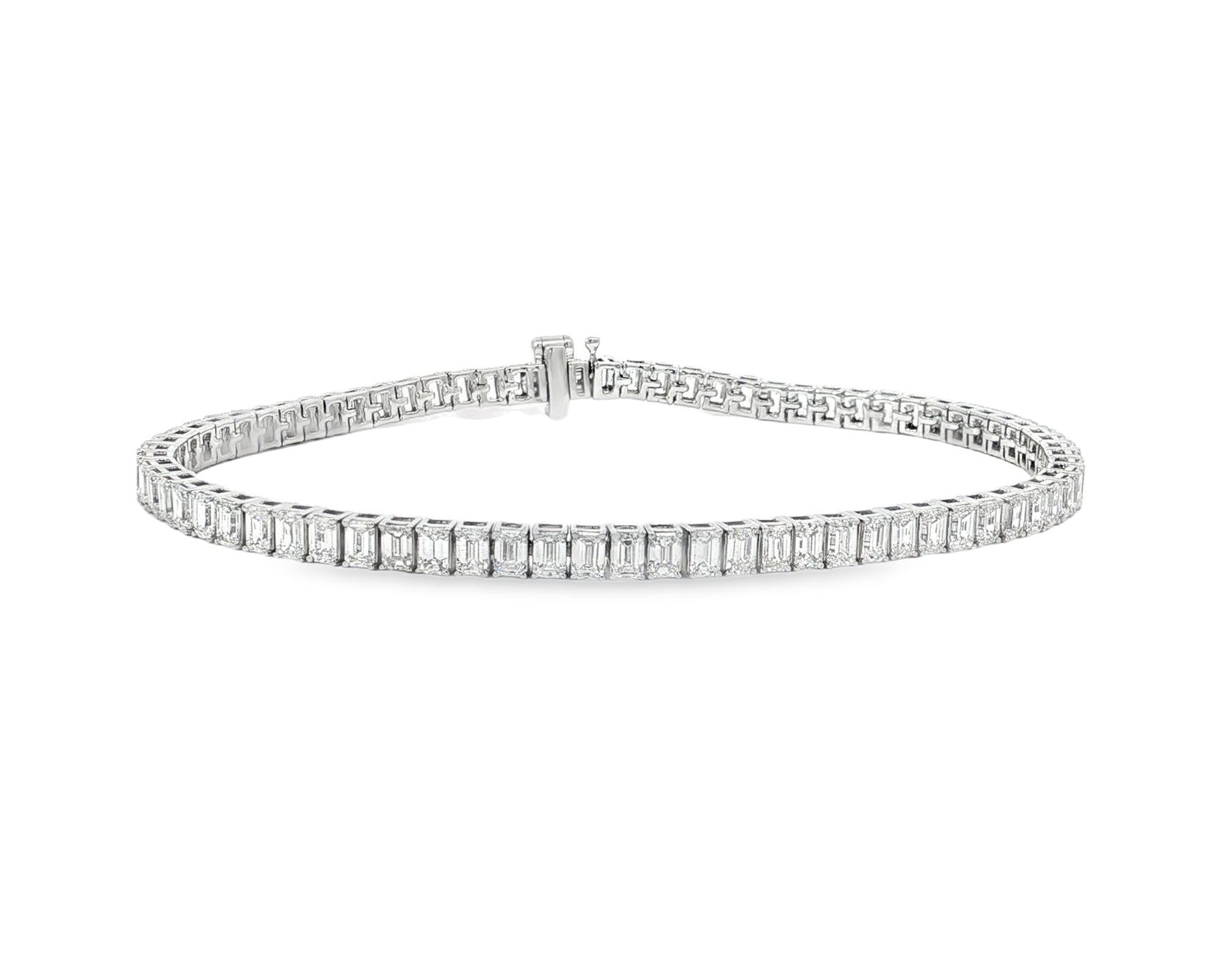 14K Gold Diamond Tennis Bracelet with Emerald-Cut Design 6.04ct