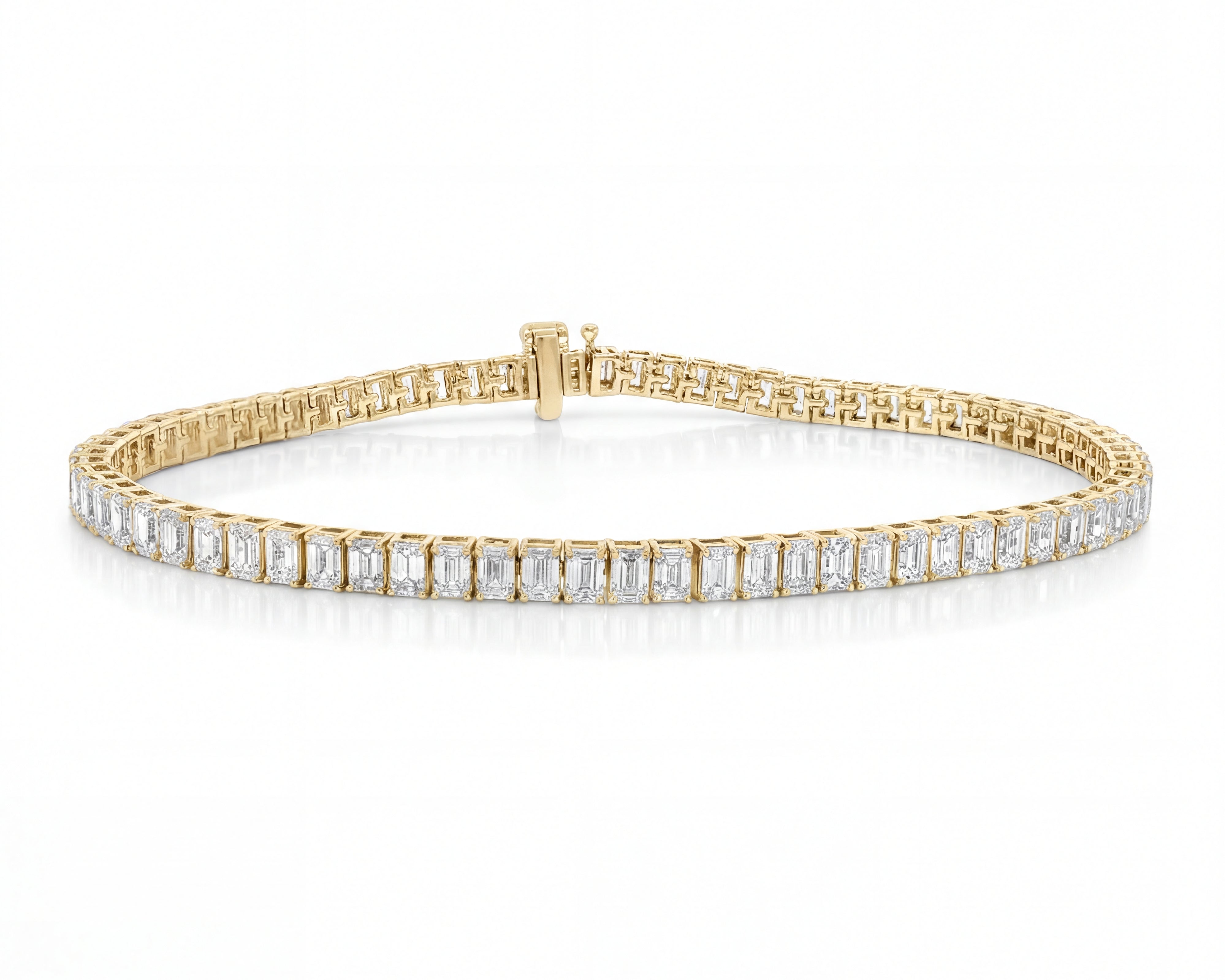 14K Gold Diamond Tennis Bracelet with Emerald-Cut Design 6.04ct