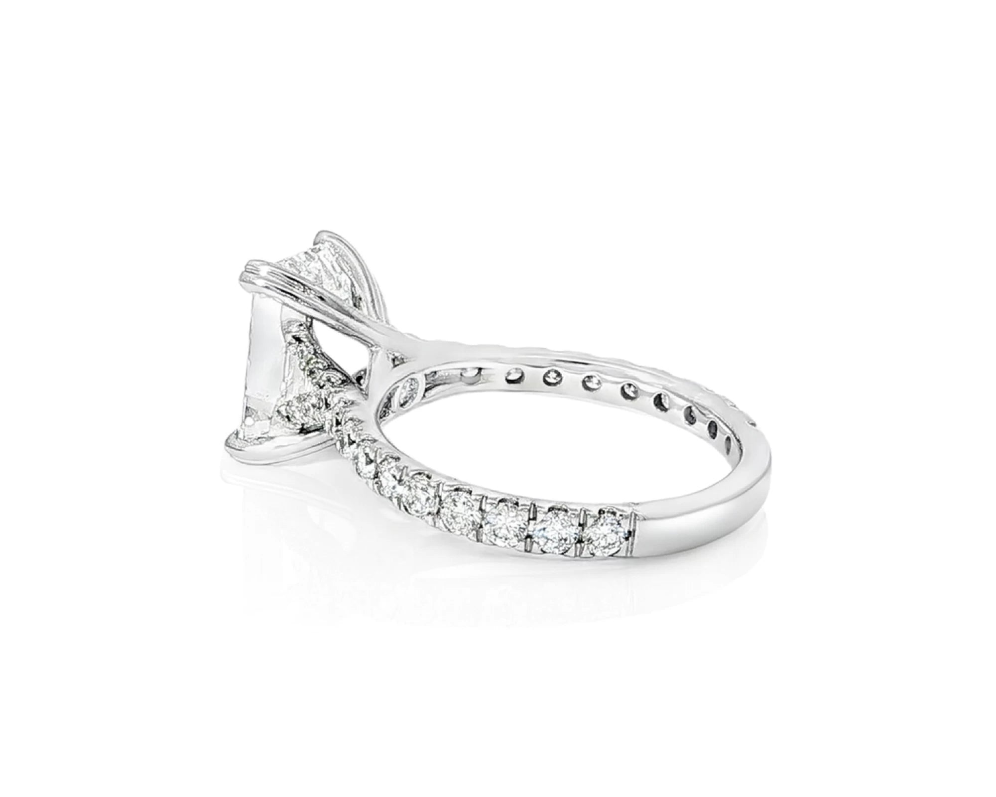 14k Emerald Cut Diamond Cluster Band Engagement Ring 3.75 CT – lifestyle 2284