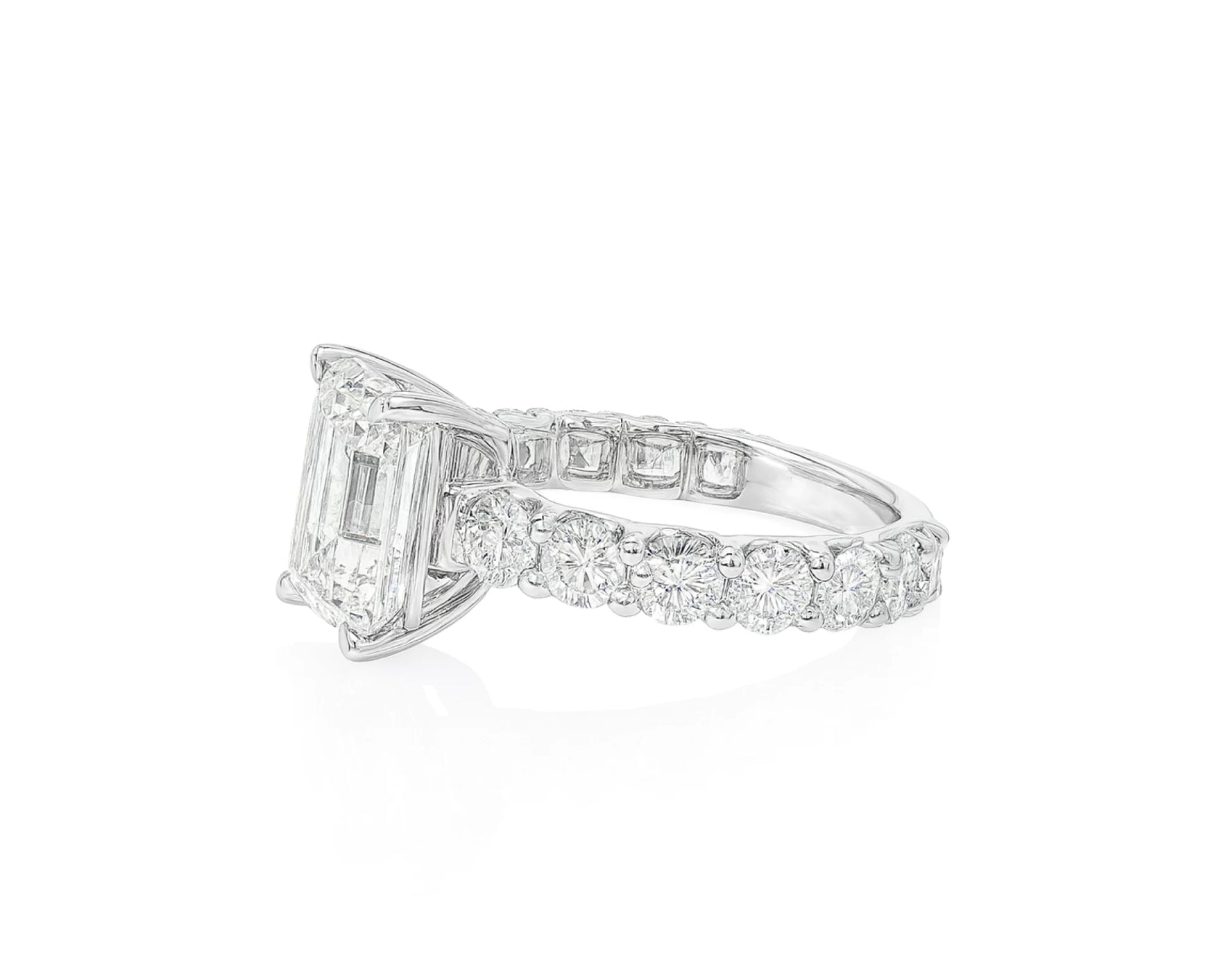 14k Emerald-Cut Diamond Round-Accent Engagement Ring 6.05 CT – lifestyle 2338