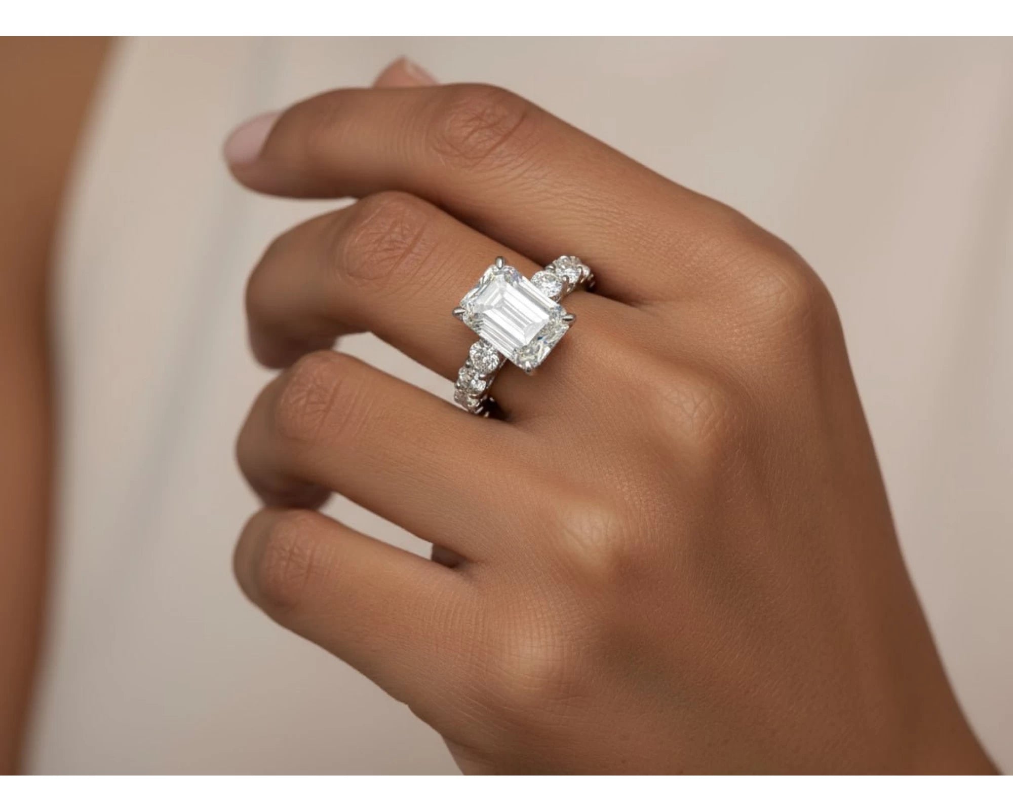 14k Emerald-Cut Diamond Round-Accent Engagement Ring 6.05 CT – view 2