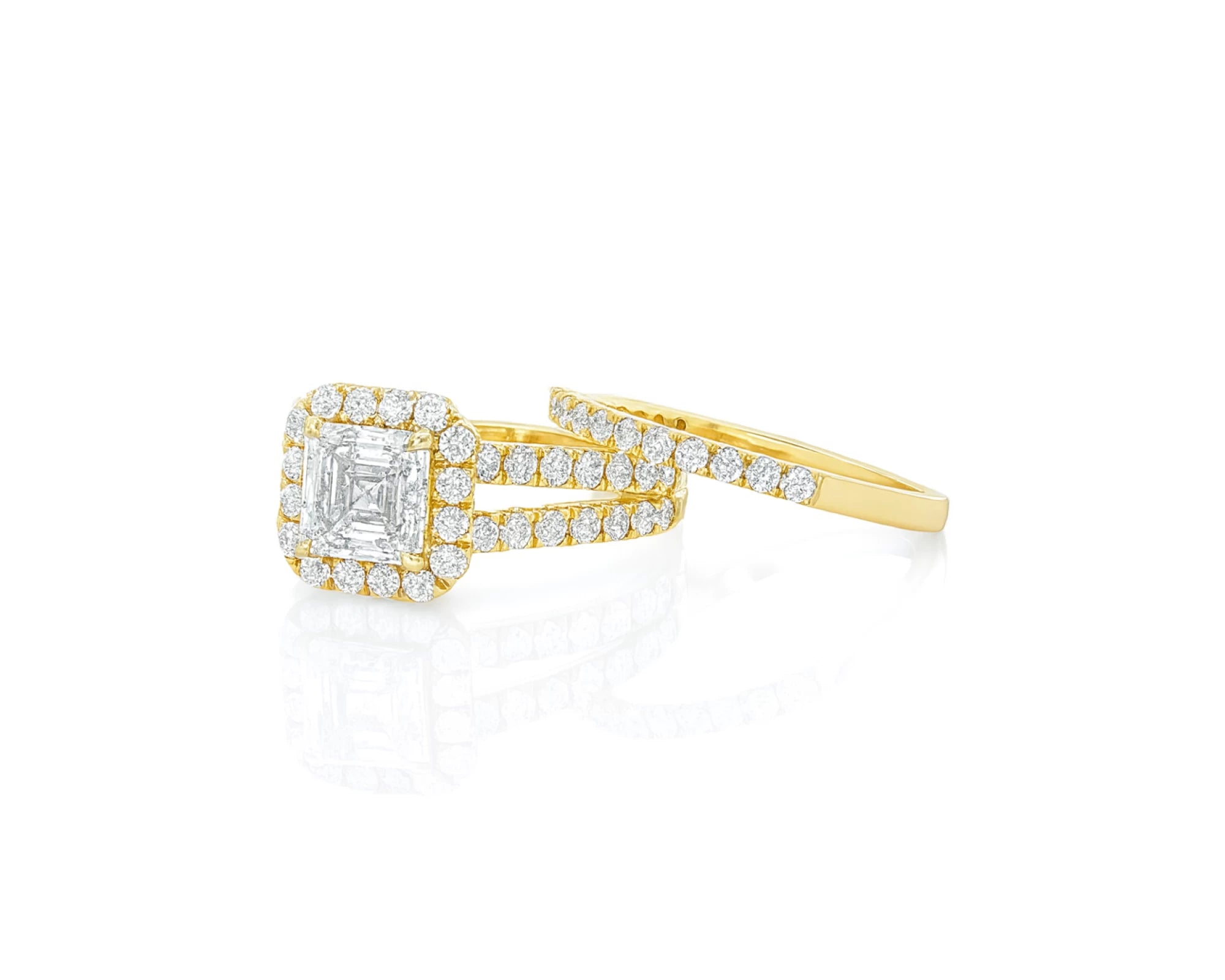 14k Emerald-Cut Halo Diamond Ring Set with Split Shank 2.75 CT – lifestyle 2144