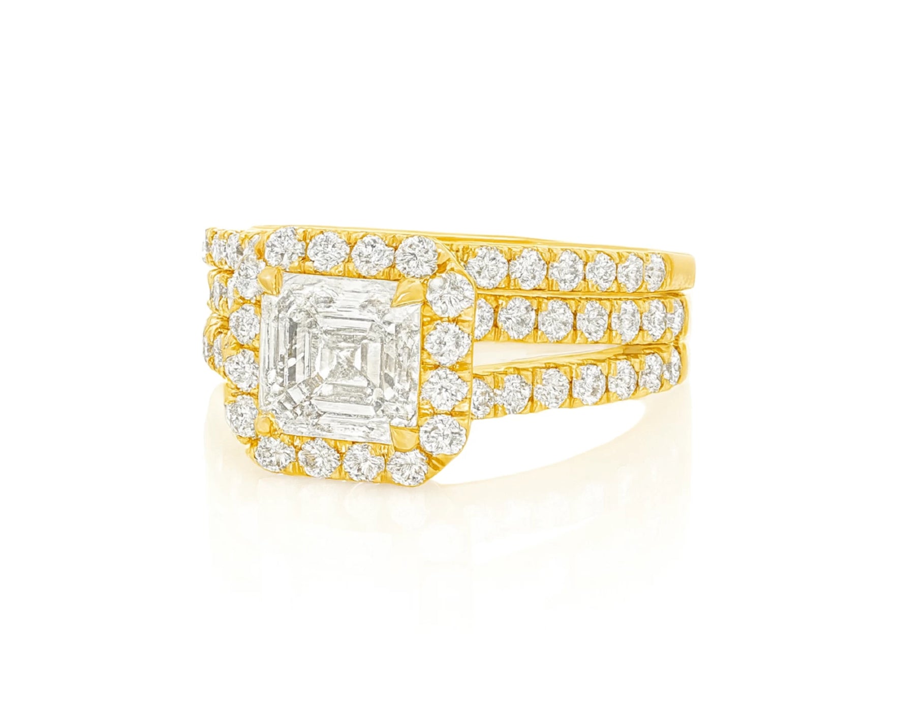 14k Emerald-Cut Halo Diamond Ring Set with Split Shank 2.75 CT – lifestyle 2148