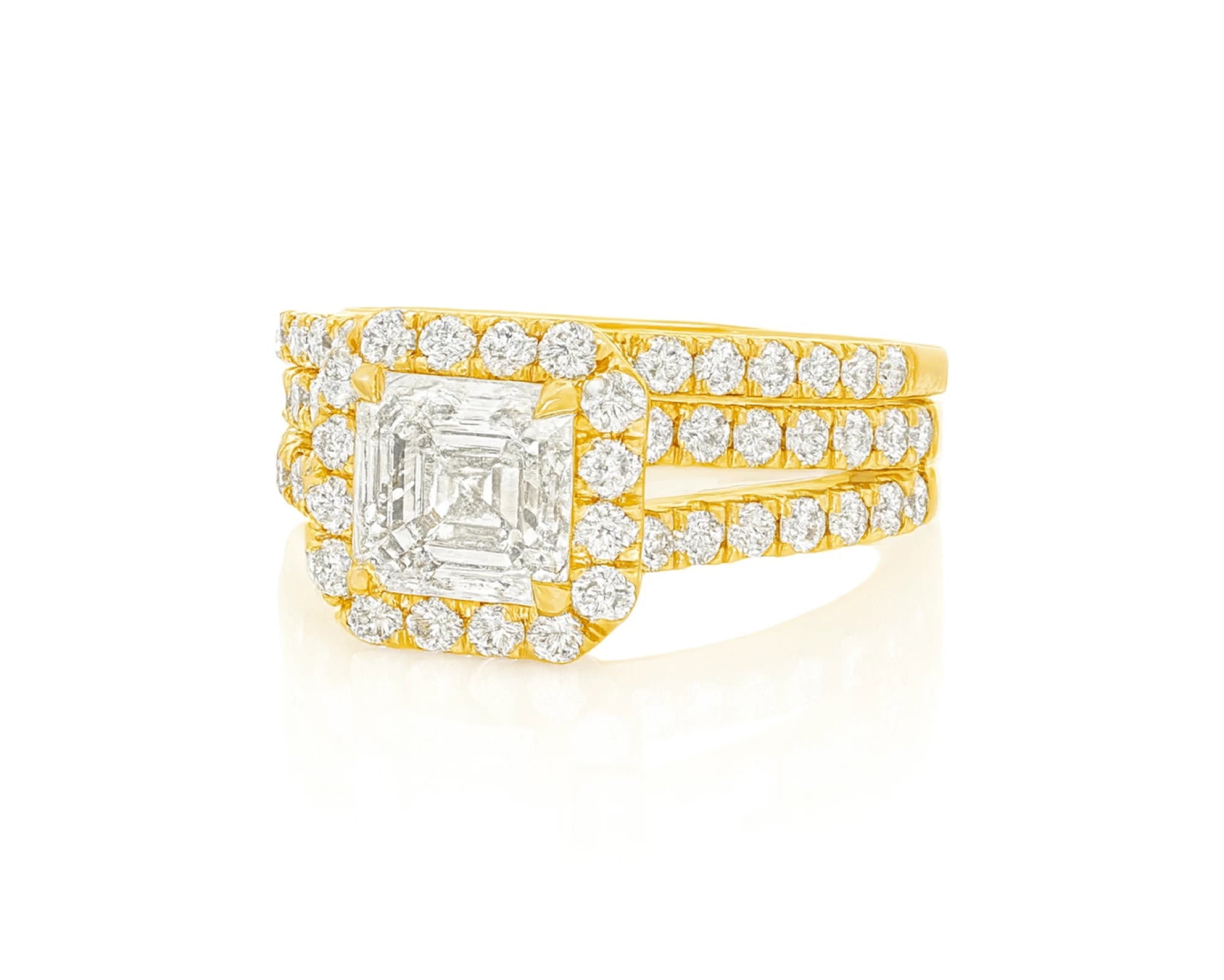 14k Emerald-Cut Halo Diamond Ring Set with Split Shank 2.75 CT – lifestyle 2148