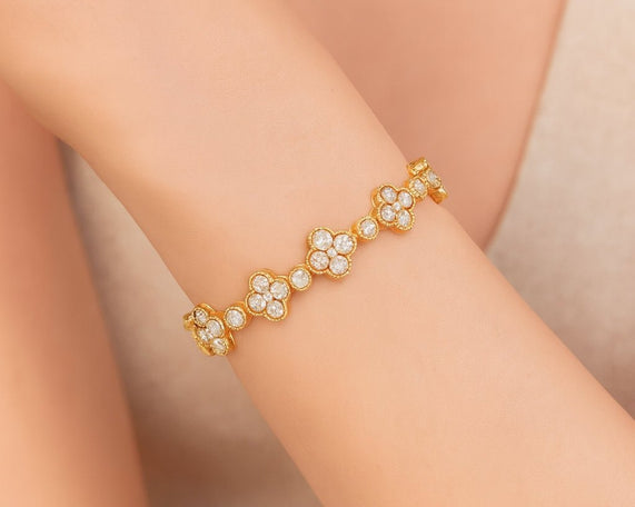 14k Gold Diamond Bracelet with Clover Round - Cut Cluster Design 4.55ct - AVI THE JEWELER
