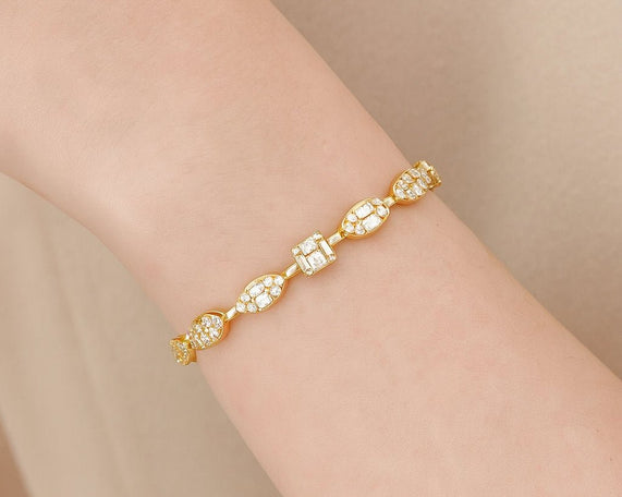 14k Gold Diamond Bracelet with Emerald - Cut & Round Design 5ct - AVI THE JEWELER