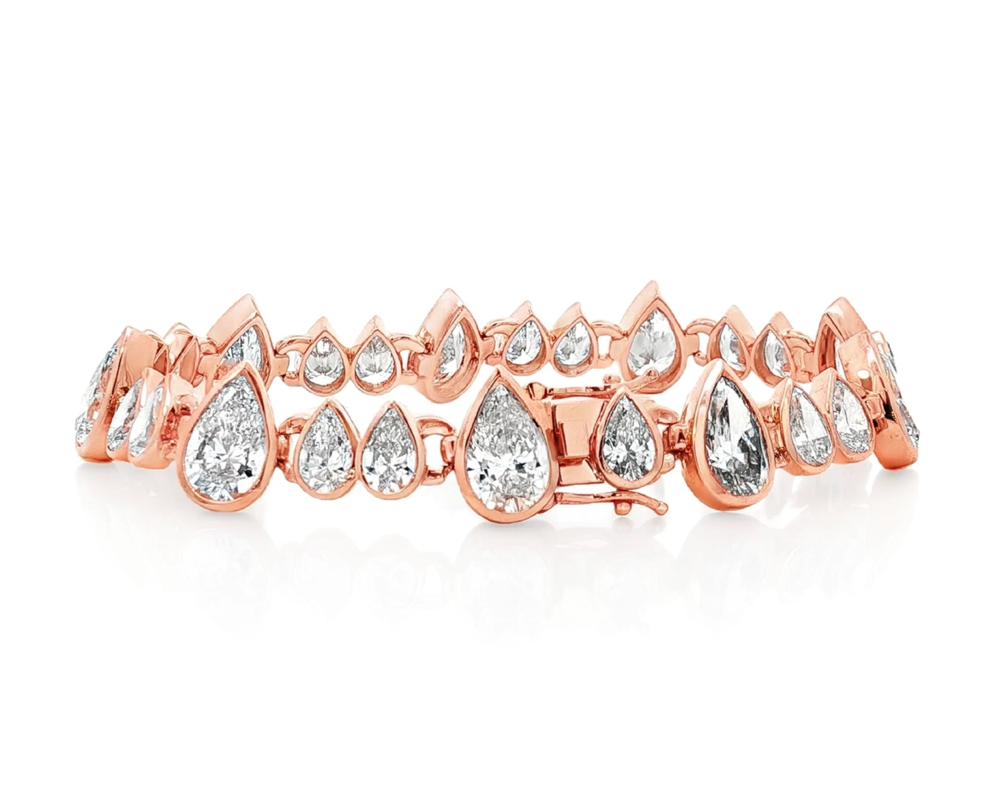 14k Gold Diamond Bracelet with Graduated Pear-Shape Design 22.98ct – lifestyle 4366