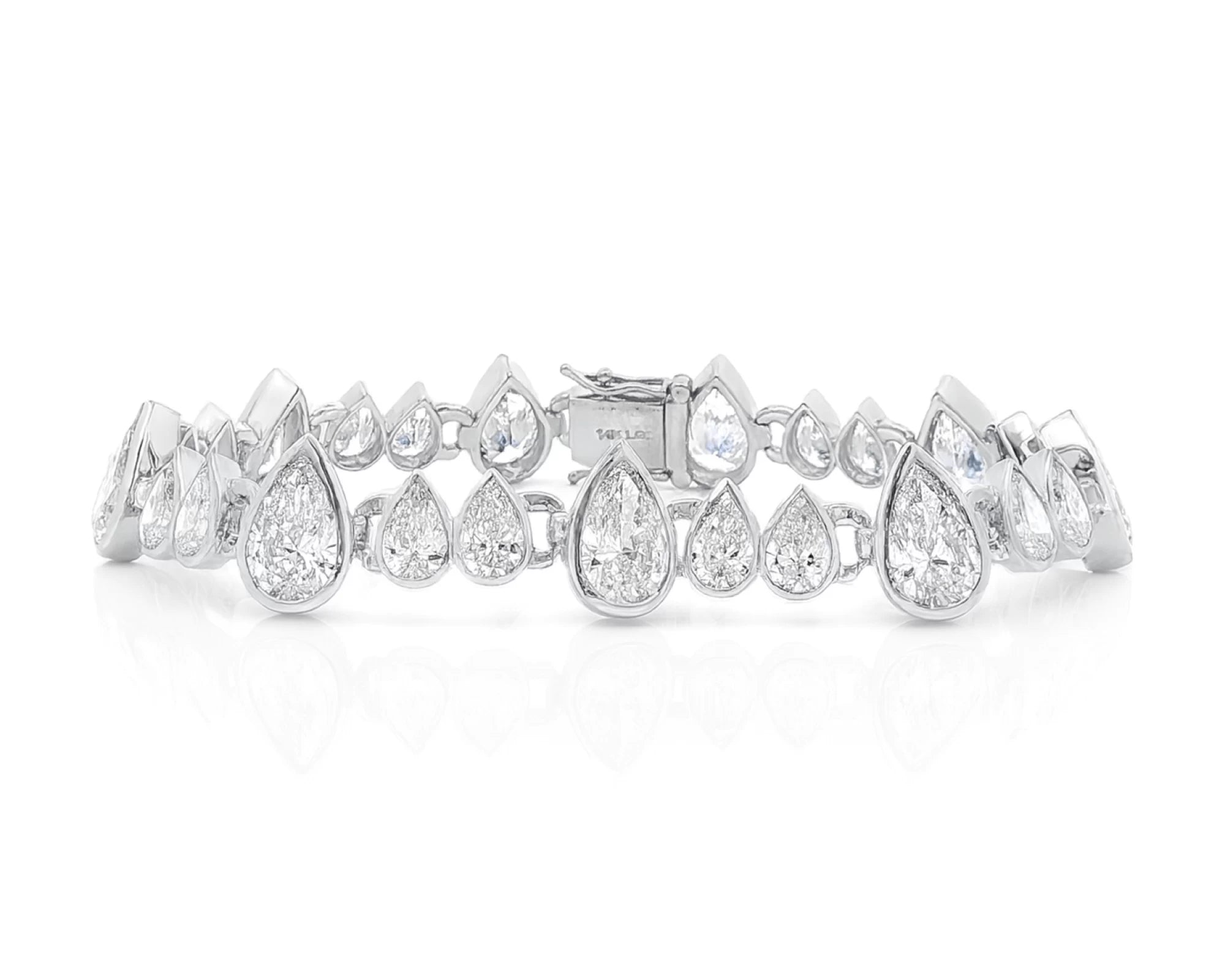 14k Gold Diamond Bracelet with Graduated Pear-Shape Design 22.98ct – lifestyle 4368
