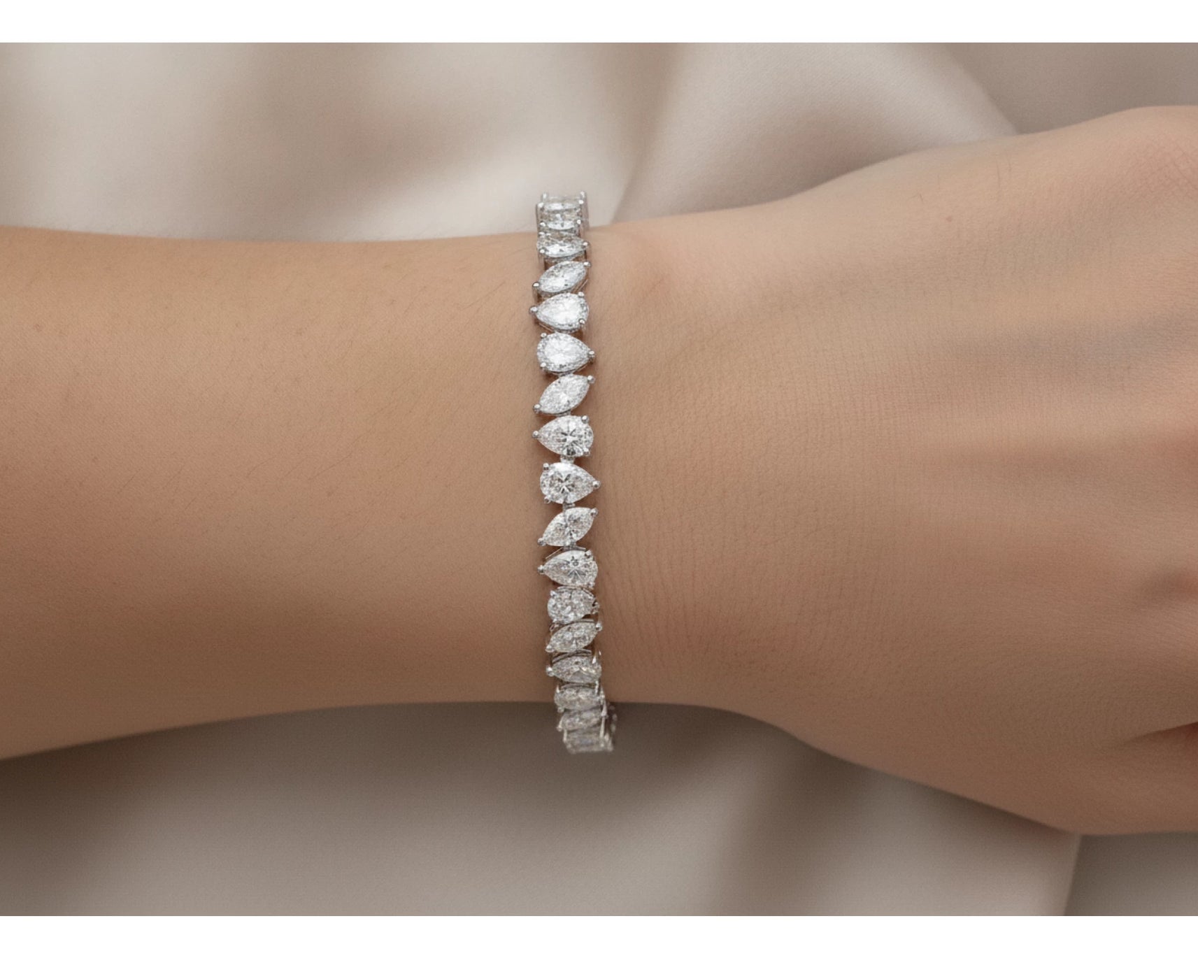 14K Gold Diamond Bracelet with Mixed Shape Design 11.98 CT – lifestyle 4288