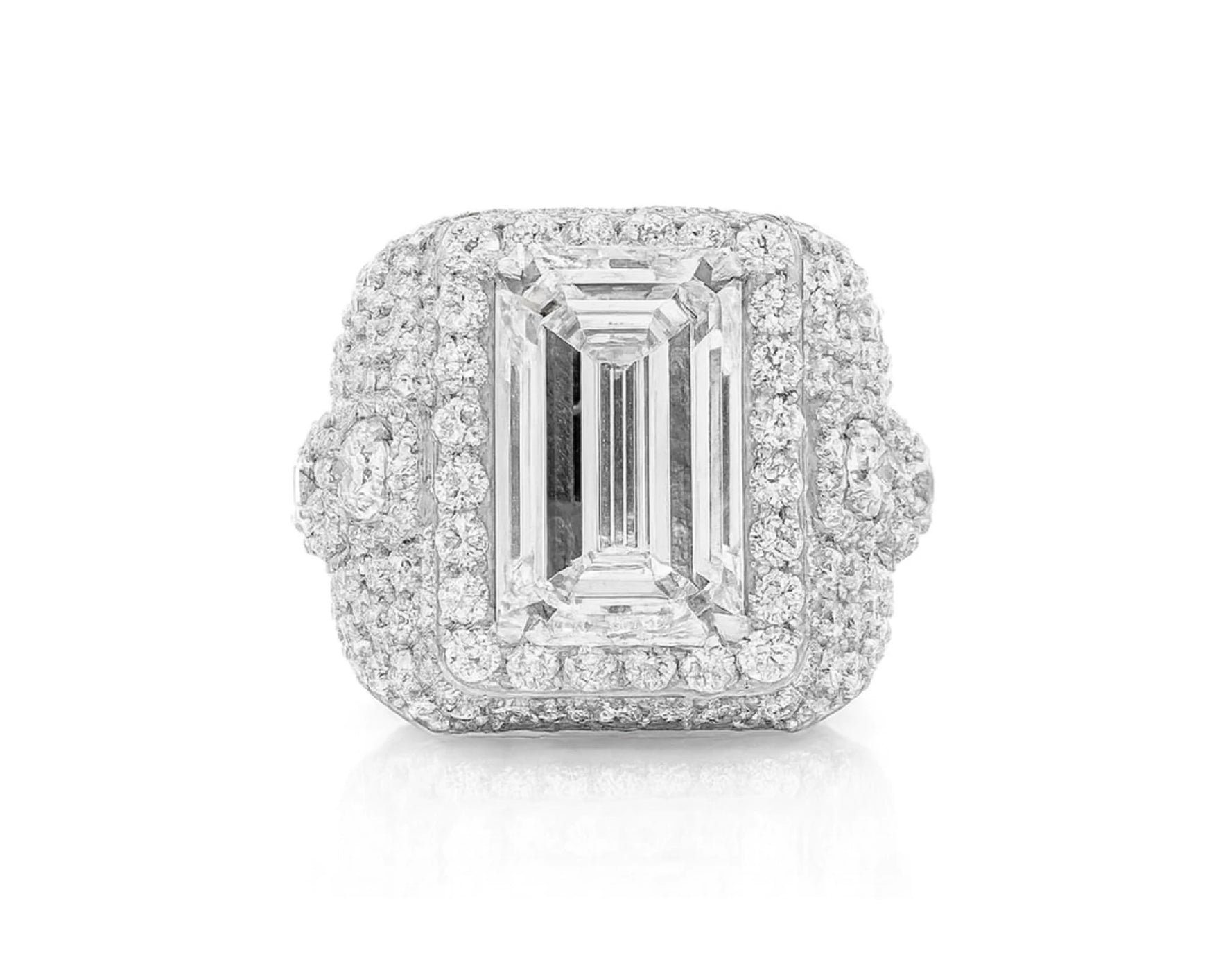 14k Gold Diamond Emerald-Cut Halo Dome Ring 9.41ct – lifestyle 2818