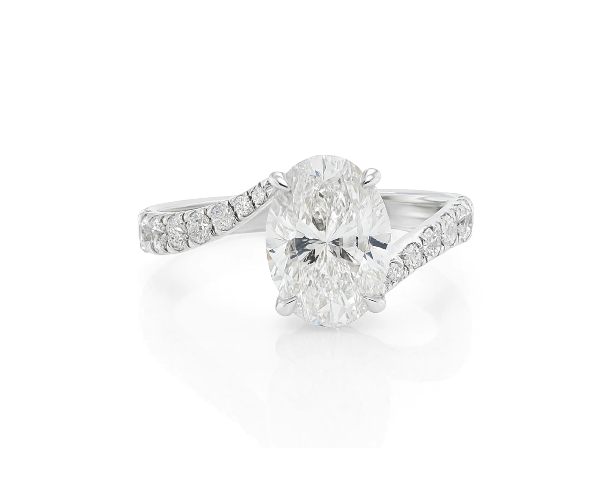 14k Gold Diamond Engagement Ring Oval-Cut Center & Twisted Pavé Band 2.60ct – lifestyle 1980