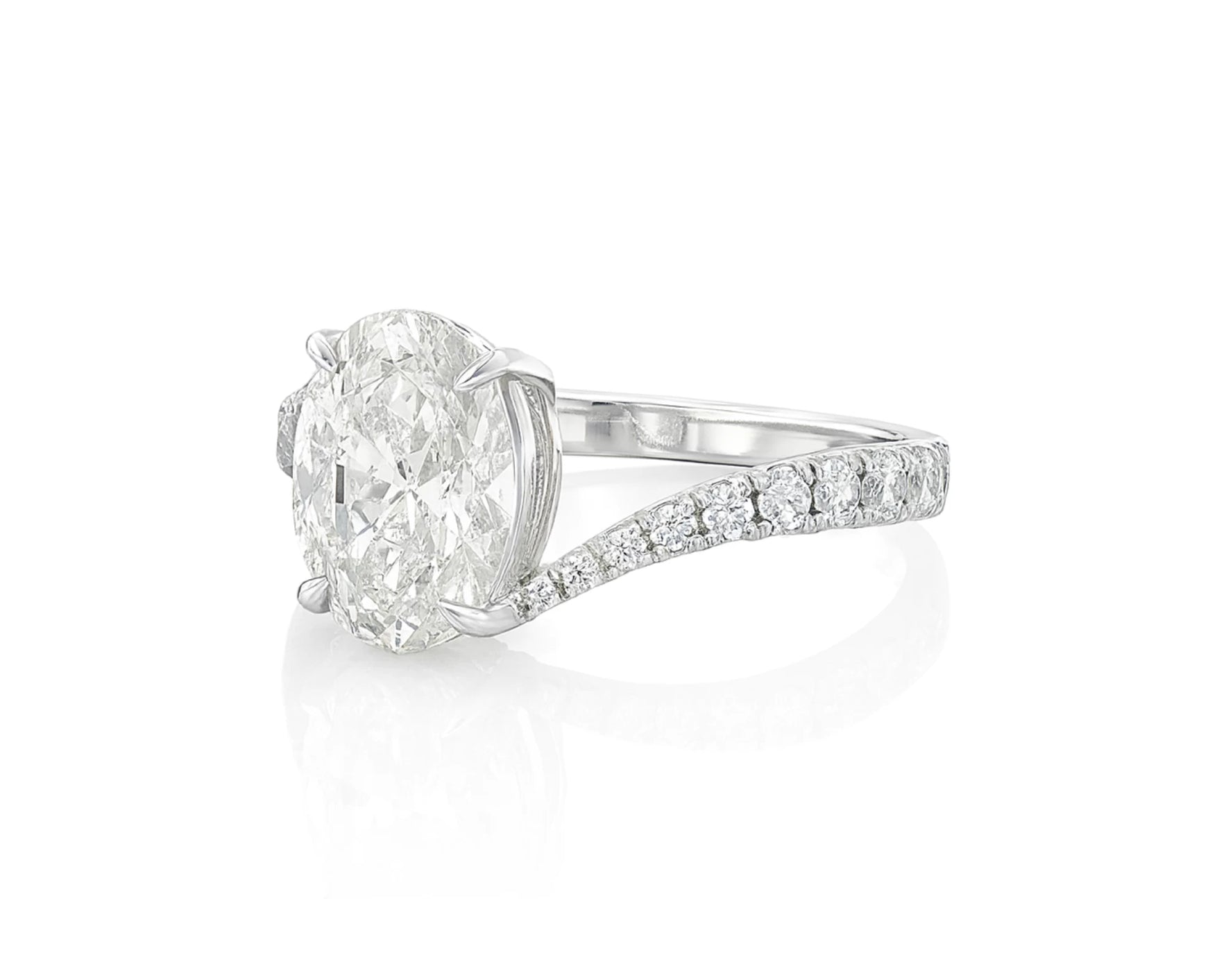 14k Gold Diamond Engagement Ring Oval-Cut Center & Twisted Pavé Band 2.60ct – lifestyle 1981