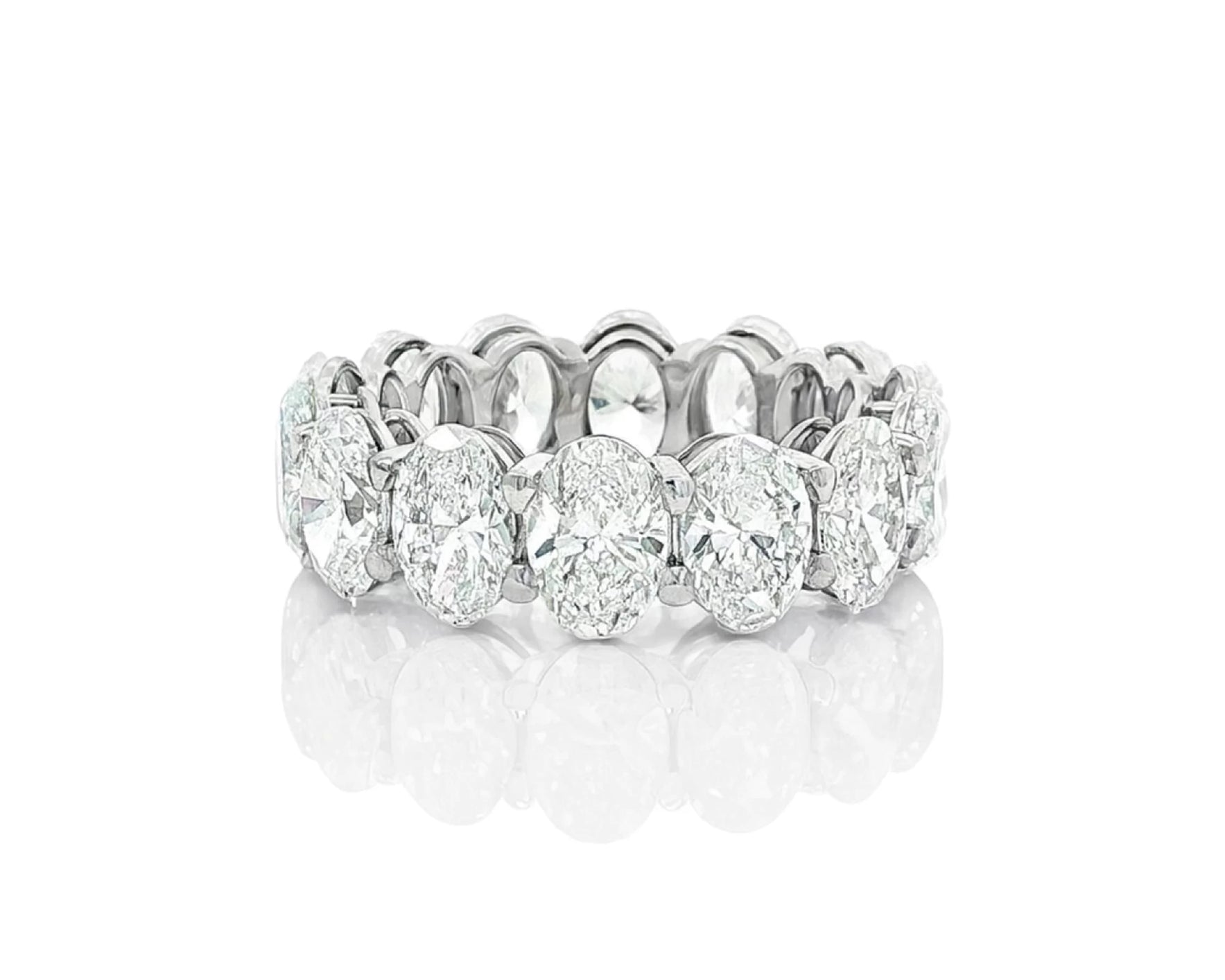 14k Gold Diamond Eternity Band with Oval-Cut Design 7.57ct – lifestyle 1564