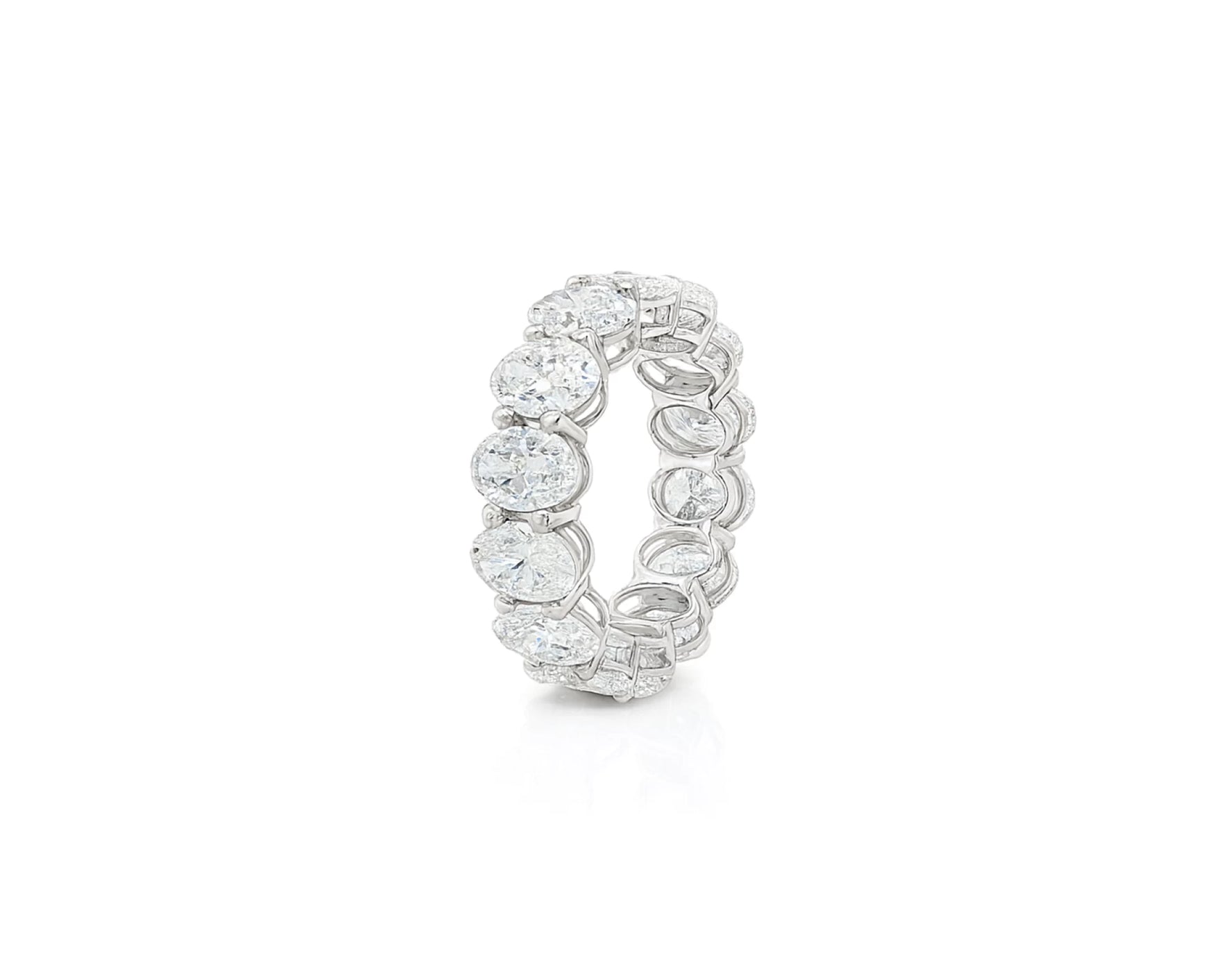 14k Gold Diamond Eternity Band with Oval-Cut Design 7.57ct – lifestyle 1565