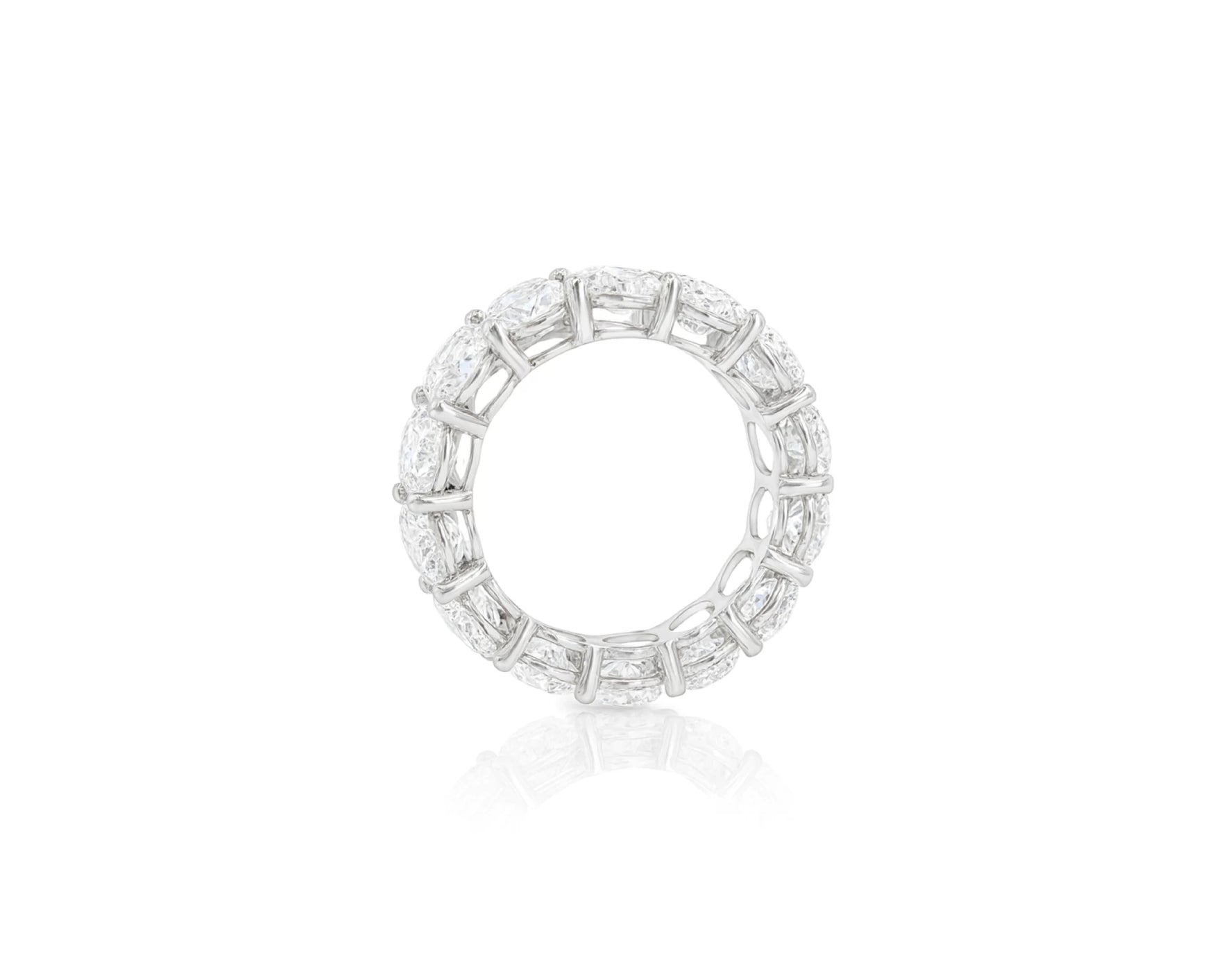 14k Gold Diamond Eternity Band with Oval-Cut Design 7.57ct – lifestyle 1566