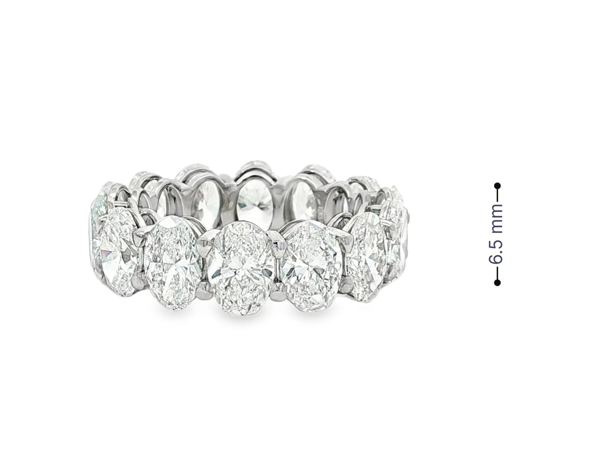 14k Gold Diamond Eternity Band with Oval-Cut Design 7.57ct – lifestyle 3037
